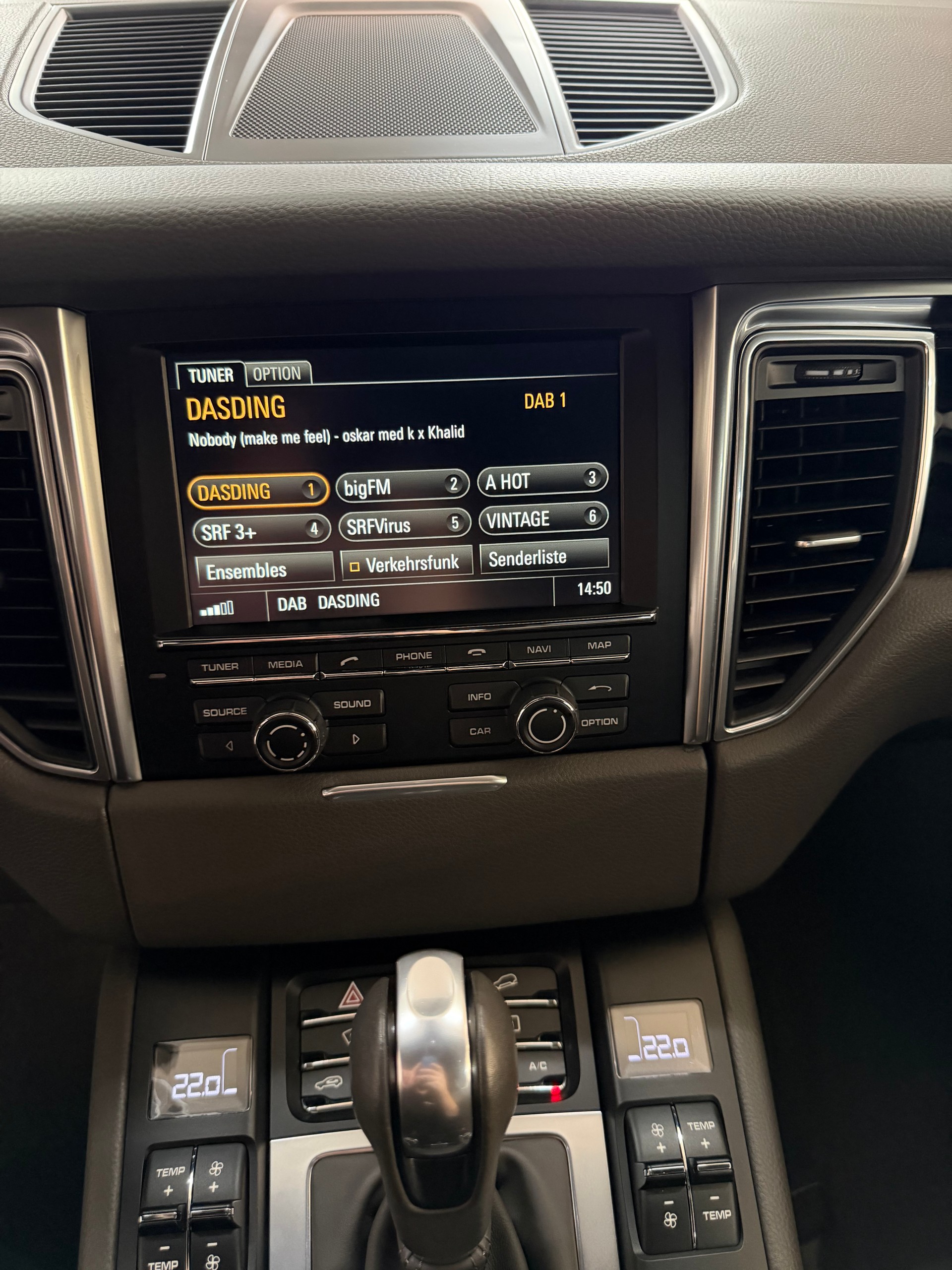 PORSCHE Macan S PDK-image-15