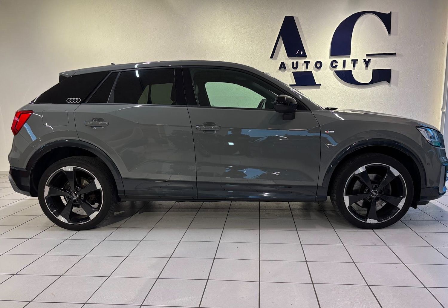AUDI Q2 2.0 TDI sport quattro S-tronic-image-1
