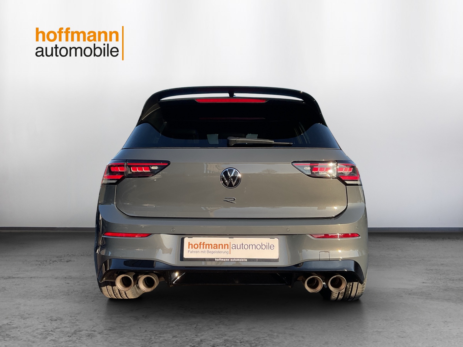 VW Golf 2.0 TSI R DSG 4 Motion-image-4