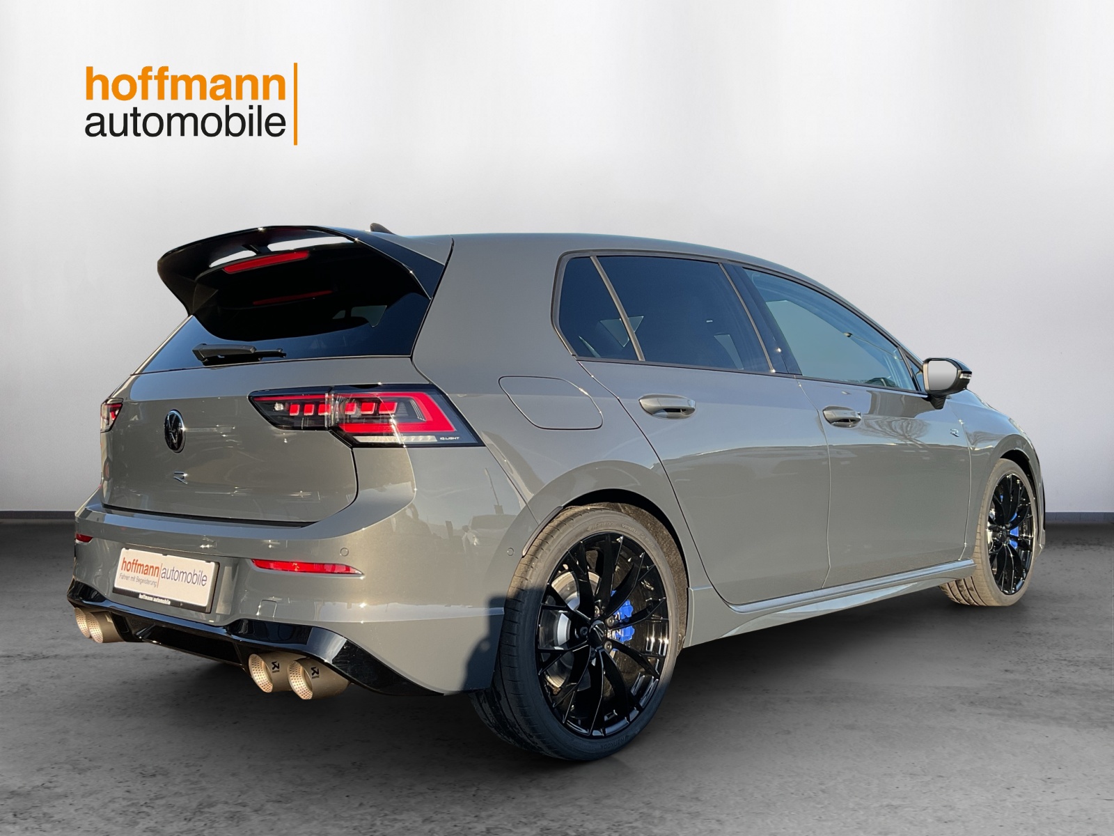 VW Golf 2.0 TSI R DSG 4 Motion-image-3