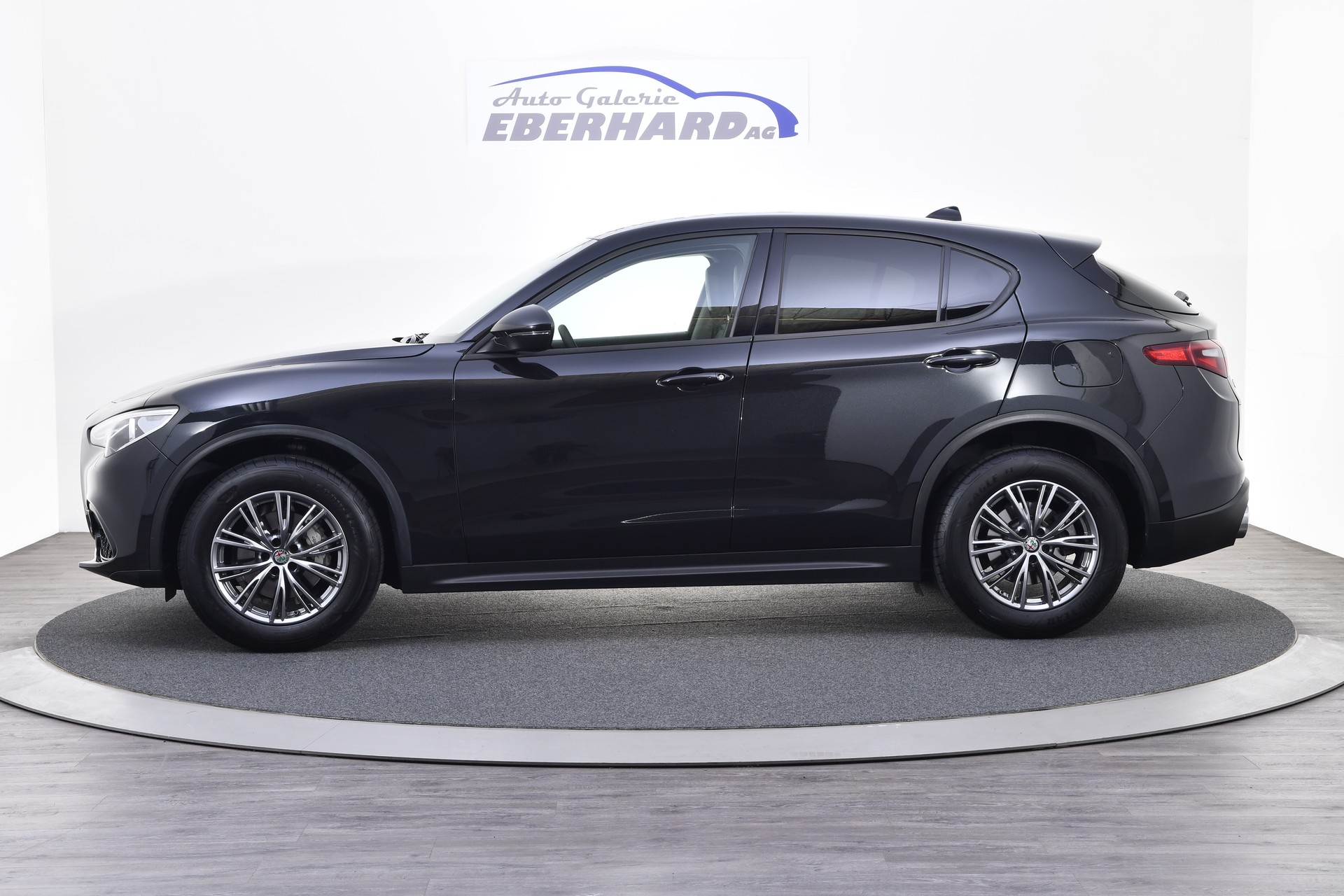 ALFA ROMEO Stelvio 2.0 Super Q4 Automatic-showroom-element-1
