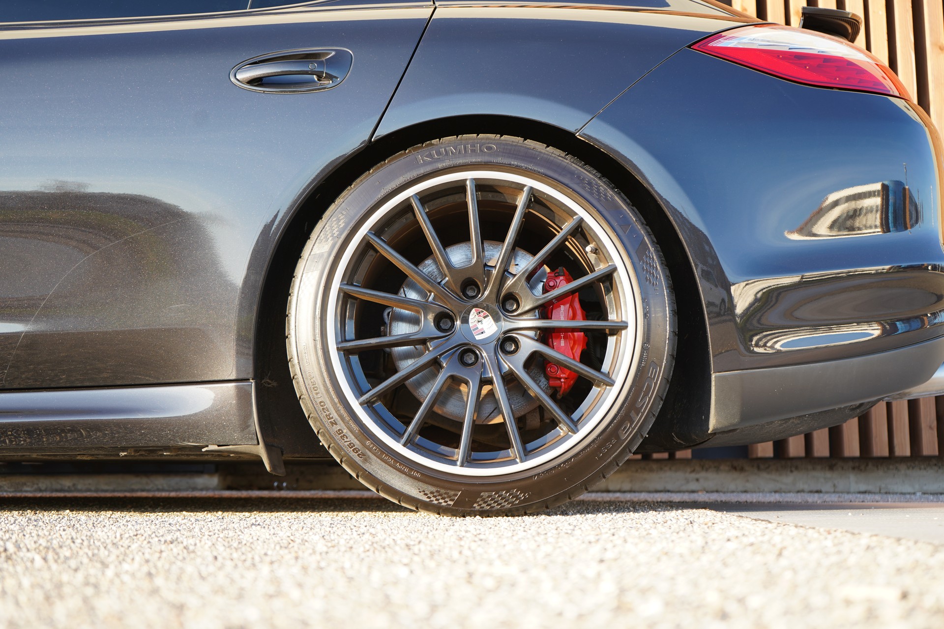 PORSCHE PANAMERA TURBO S BLACK 4.8 PDK l 550 PS-image-17