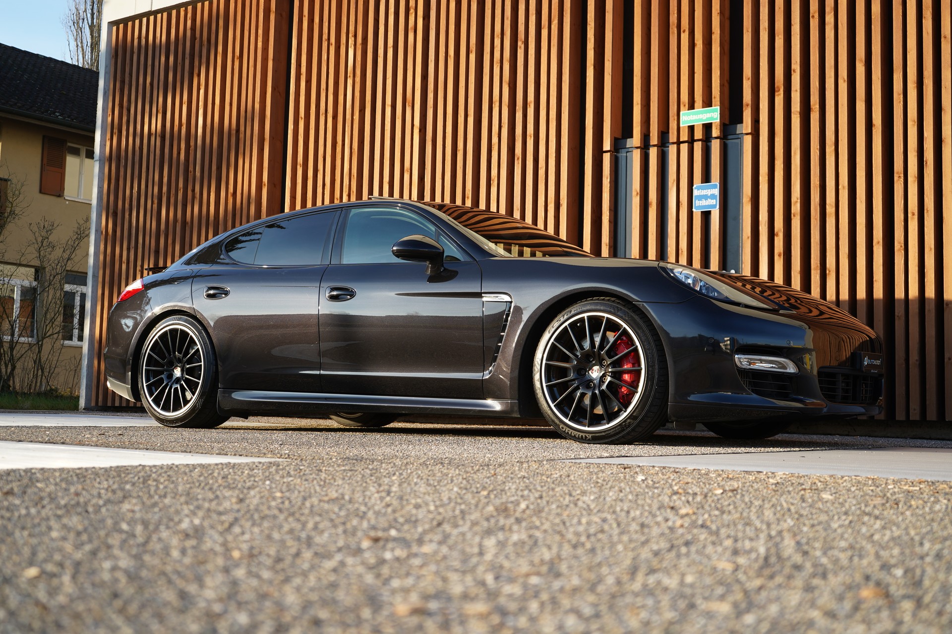 PORSCHE PANAMERA TURBO S BLACK 4.8 PDK l 550 PS-image-7