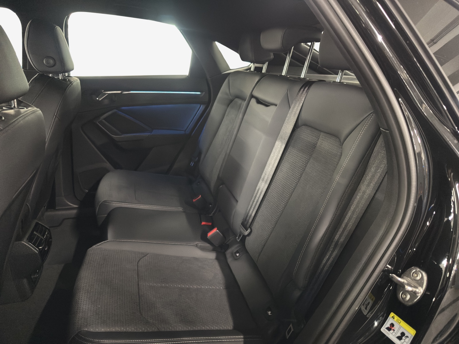 AUDI Q3 Sportback 35 TFSI S line Attraction S-tronic-image-10
