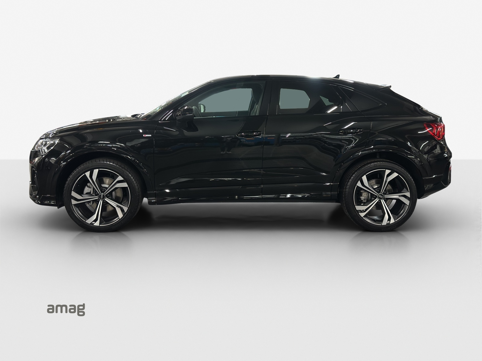 AUDI Q3 Sportback 35 TFSI S line Attraction S-tronic-image-1