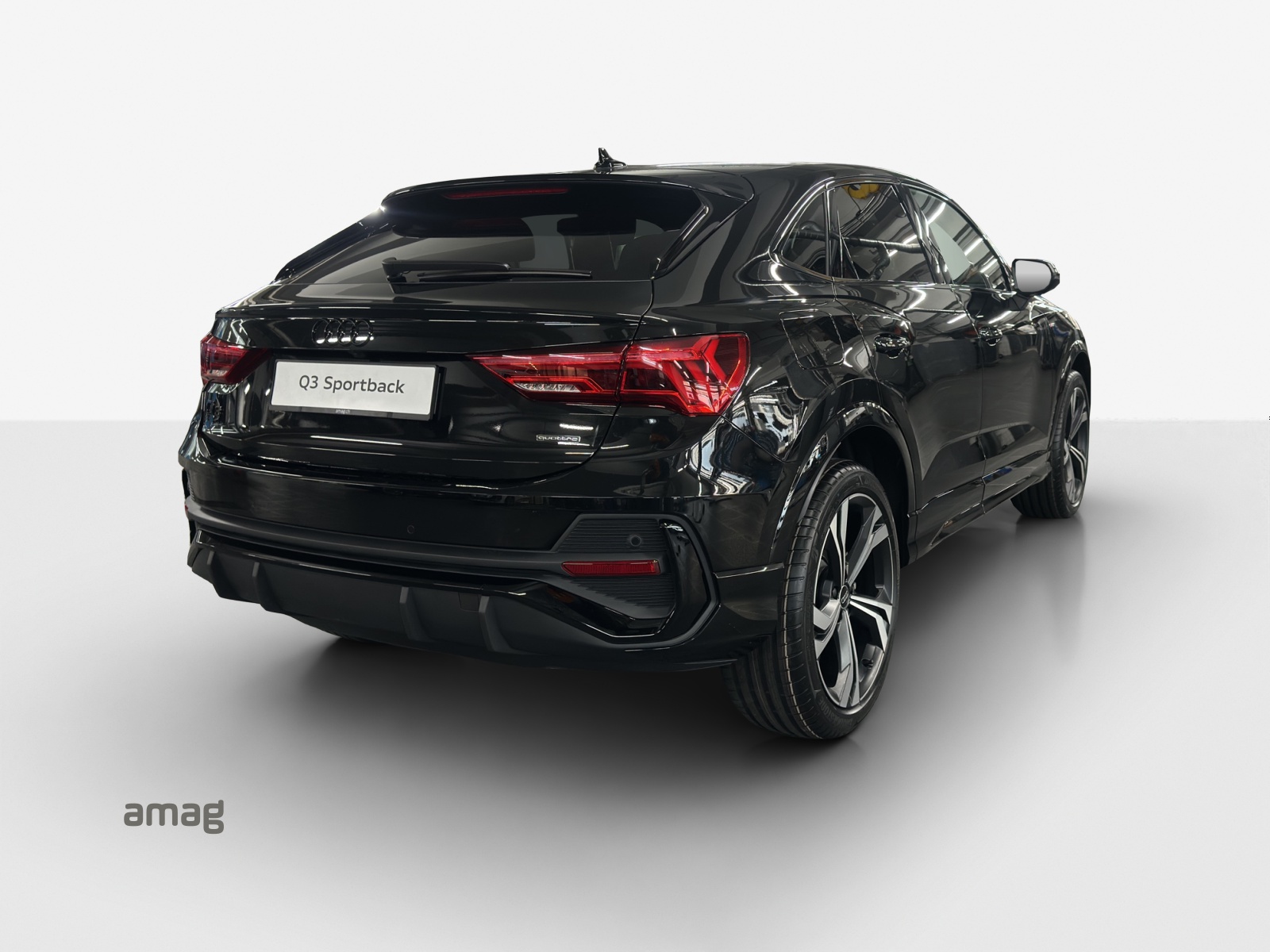 AUDI Q3 Sportback 35 TFSI S line Attraction S-tronic-image-4