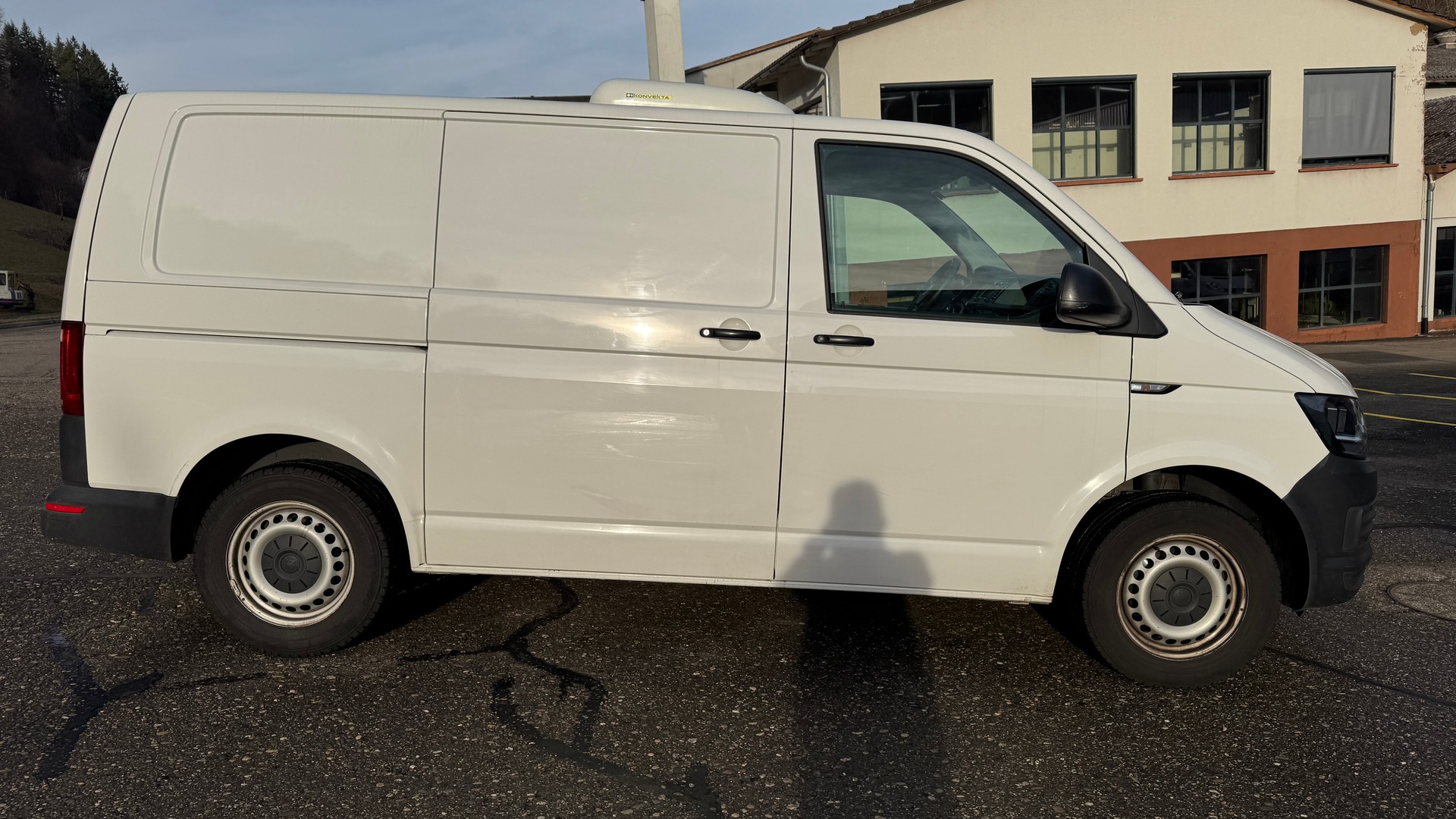 VW T6 2.0 TDI Euro 6-image-1