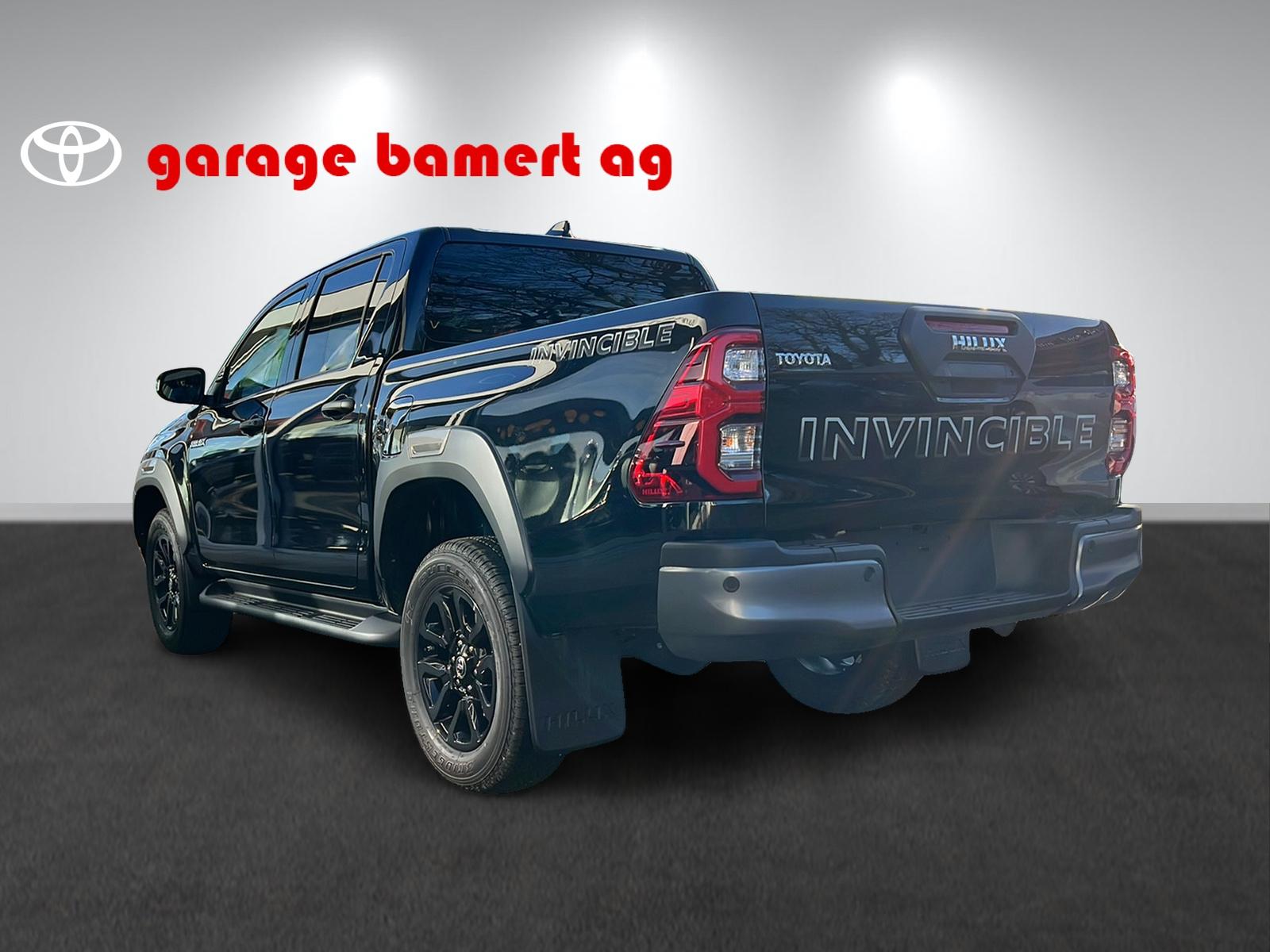 TOYOTA Hilux Double Cab.-Pick-up 2.8 D-4D MHEV 204 Invincible-showroom-element-3