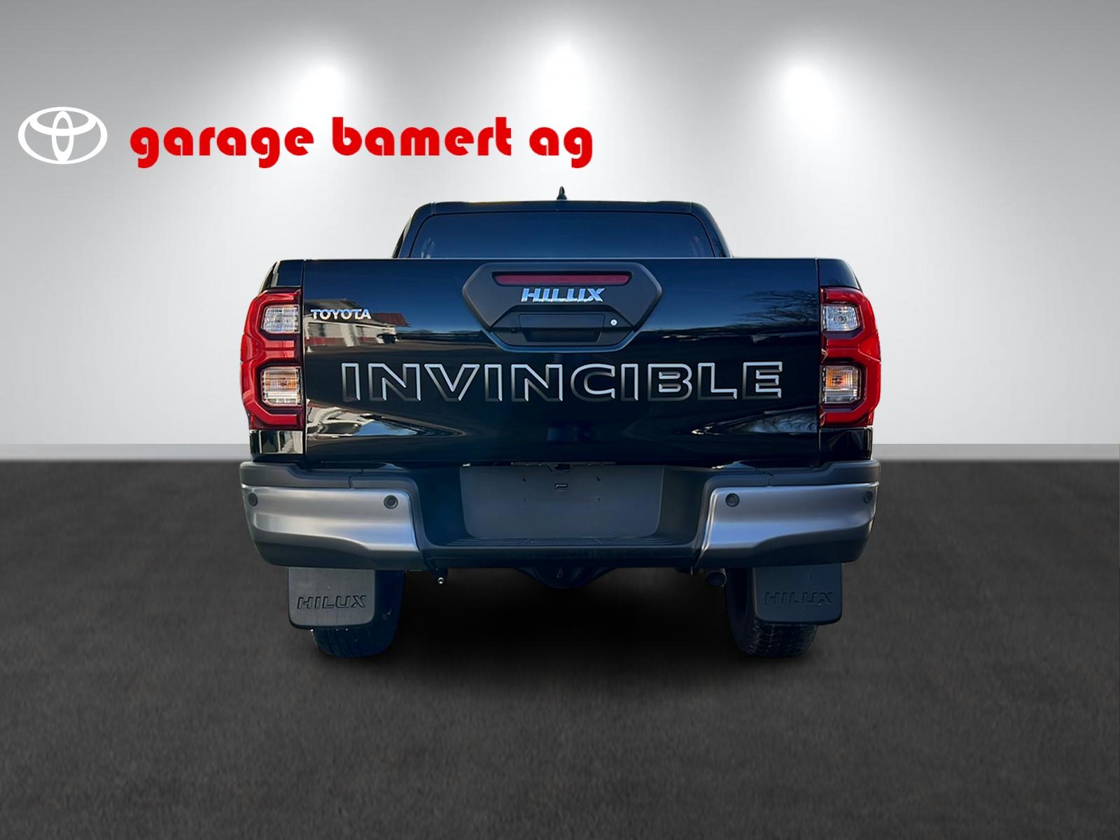 TOYOTA Hilux Double Cab.-Pick-up 2.8 D-4D MHEV 204 Invincible-image-4
