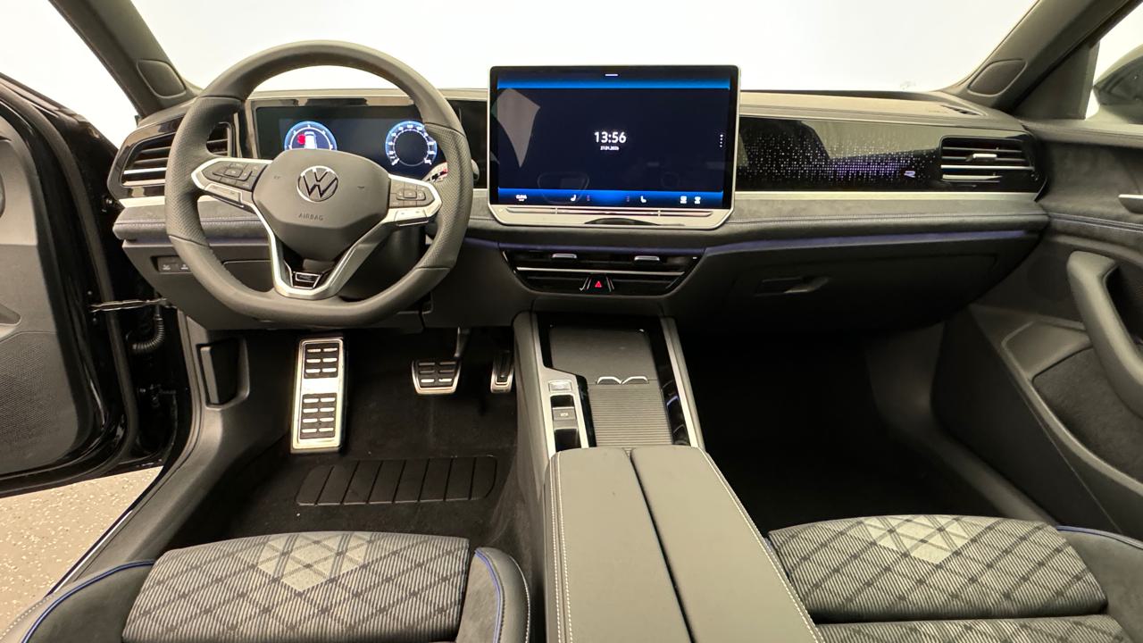 VW Passat Variant 2.0 TDI evo R-Line 4 Motion DSG-image-5