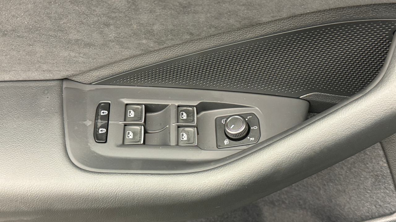 VW Passat Variant 2.0 TDI evo R-Line 4 Motion DSG-image-8