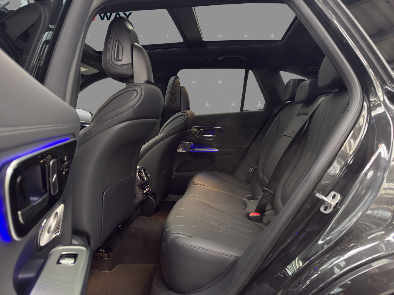 MERCEDES-BENZ GLC 450d 4Matic 9G-Tronic-image-15