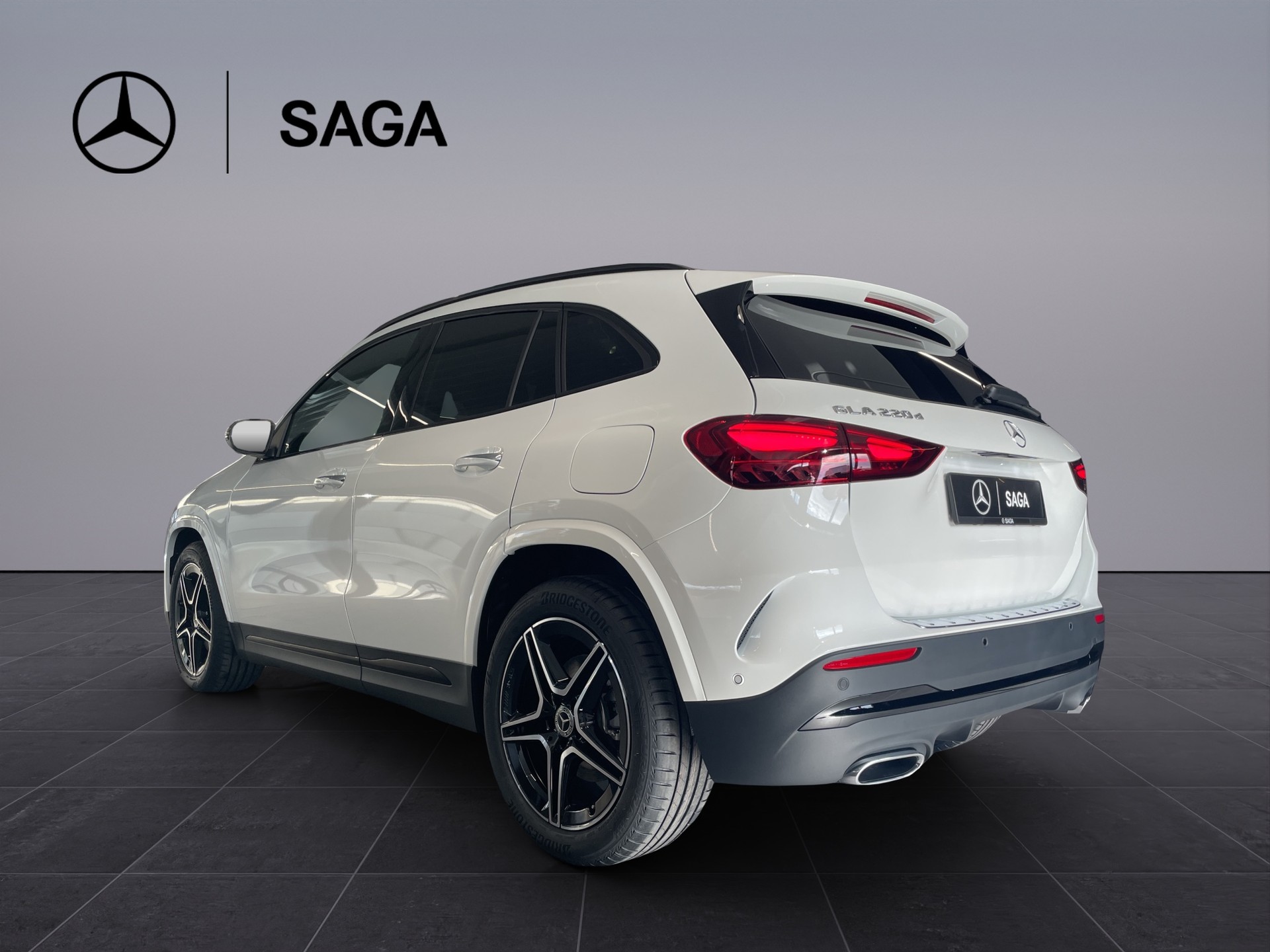MERCEDES-BENZ GLA 220d 4Matic 8G-DCTSwiss Star-image-3