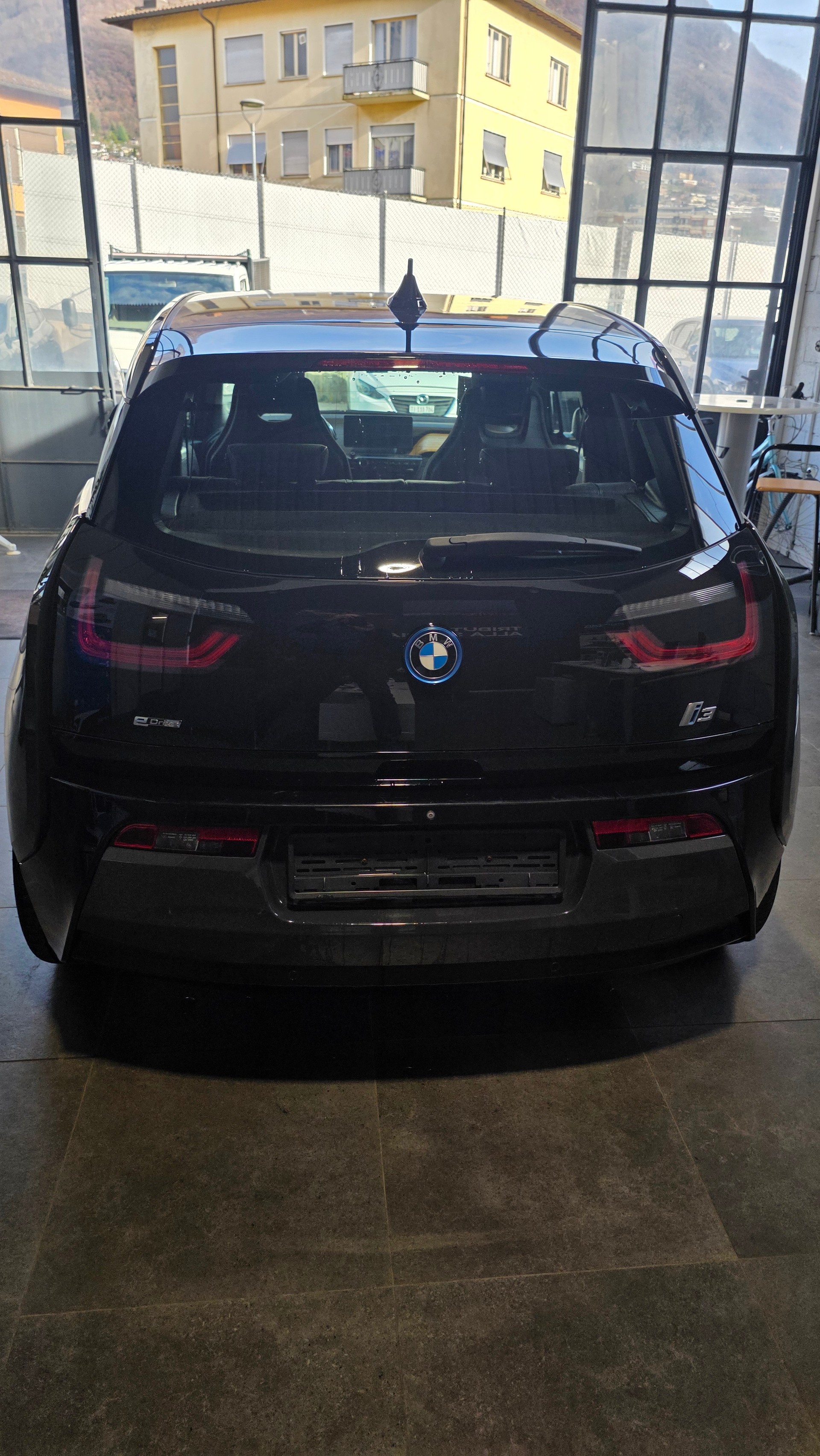 BMW i3 (60Ah) Range Extender-image-5
