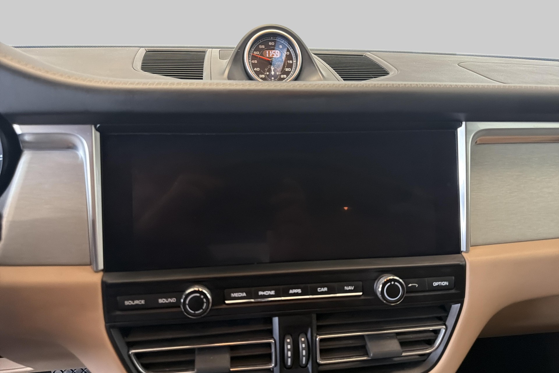 PORSCHE Macan S PDK-image-11