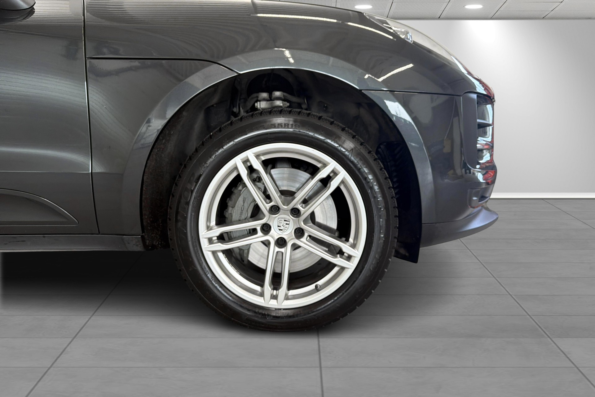 PORSCHE Macan S PDK-showroom-element-3