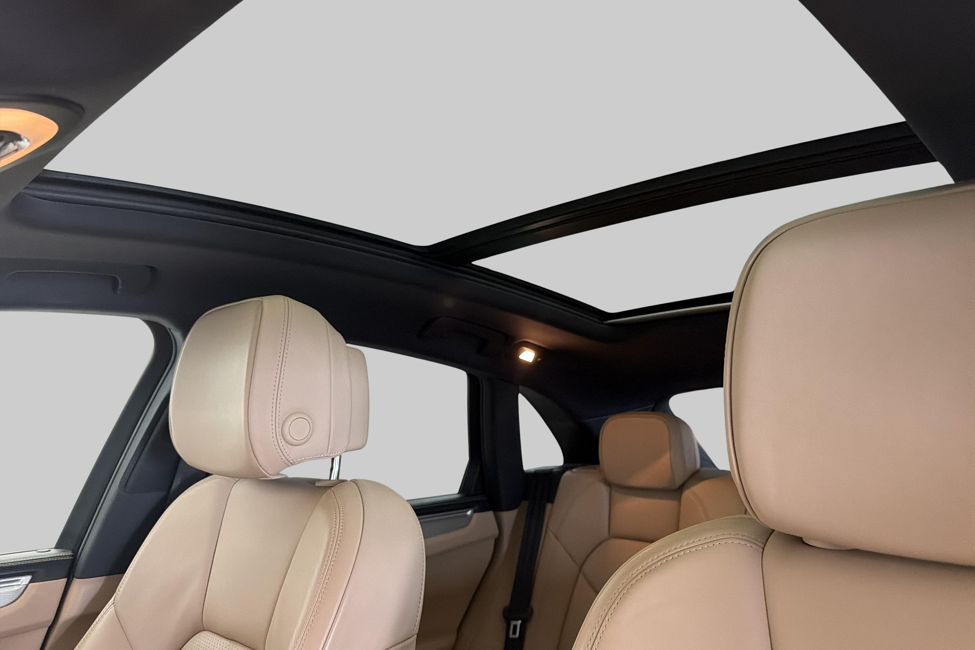 PORSCHE Macan S PDK-image-22