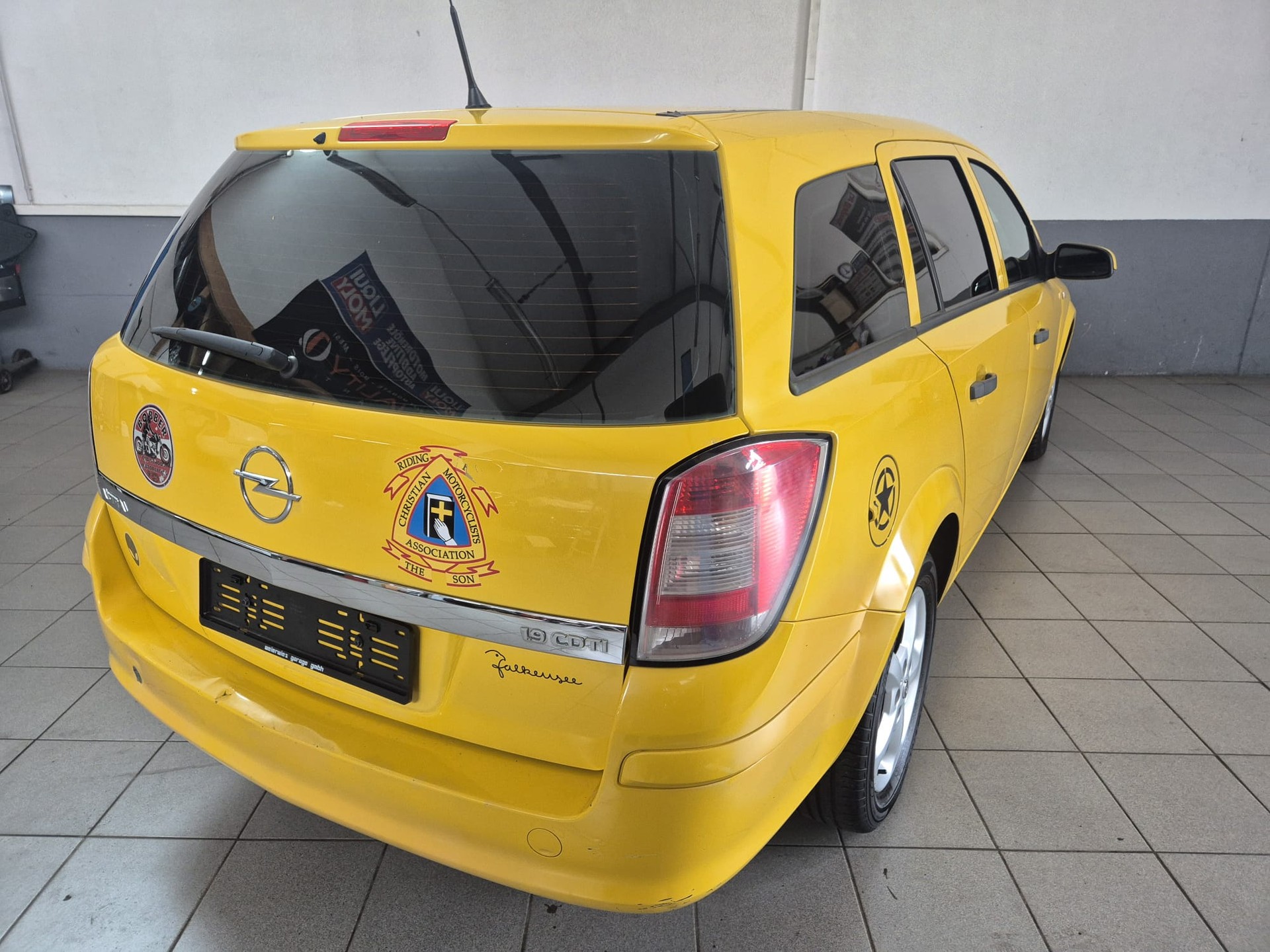 OPEL Astra Caravan 1.9 CDTi-image-7
