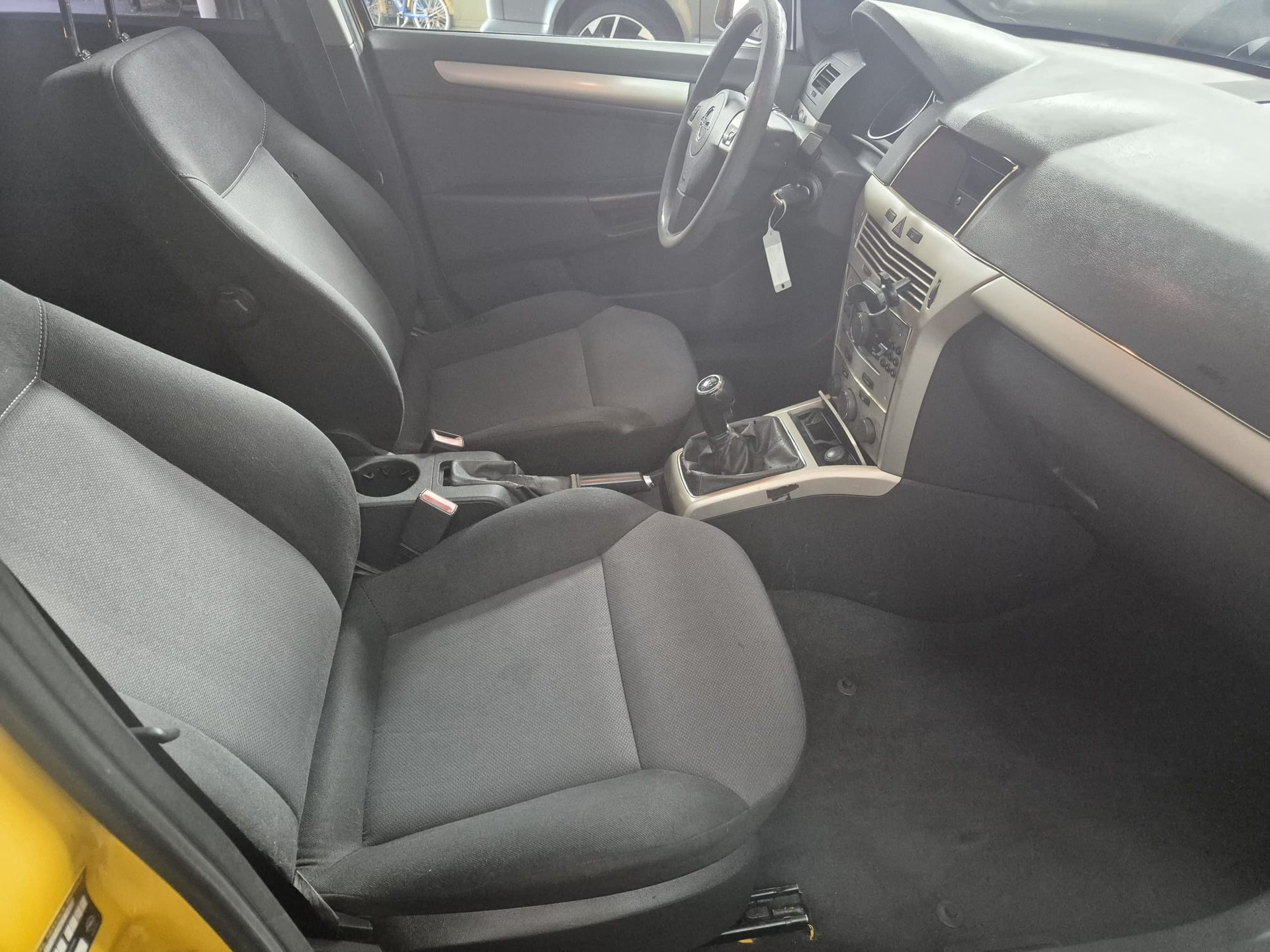 OPEL Astra Caravan 1.9 CDTi-image-5