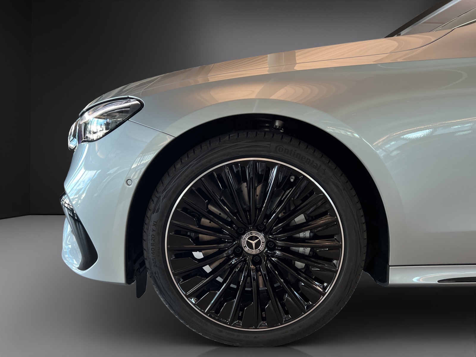 MERCEDES-BENZ E 220 d 4Matic-image-7