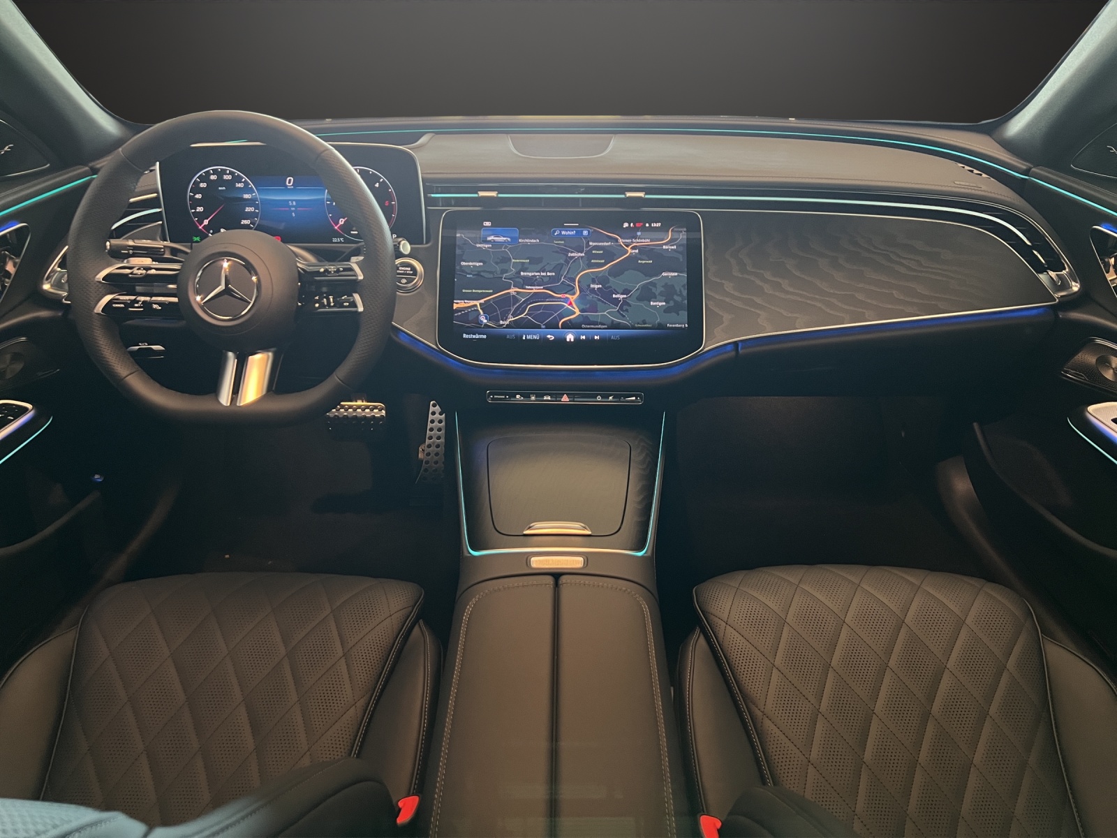 MERCEDES-BENZ E 220 d 4Matic-image-8