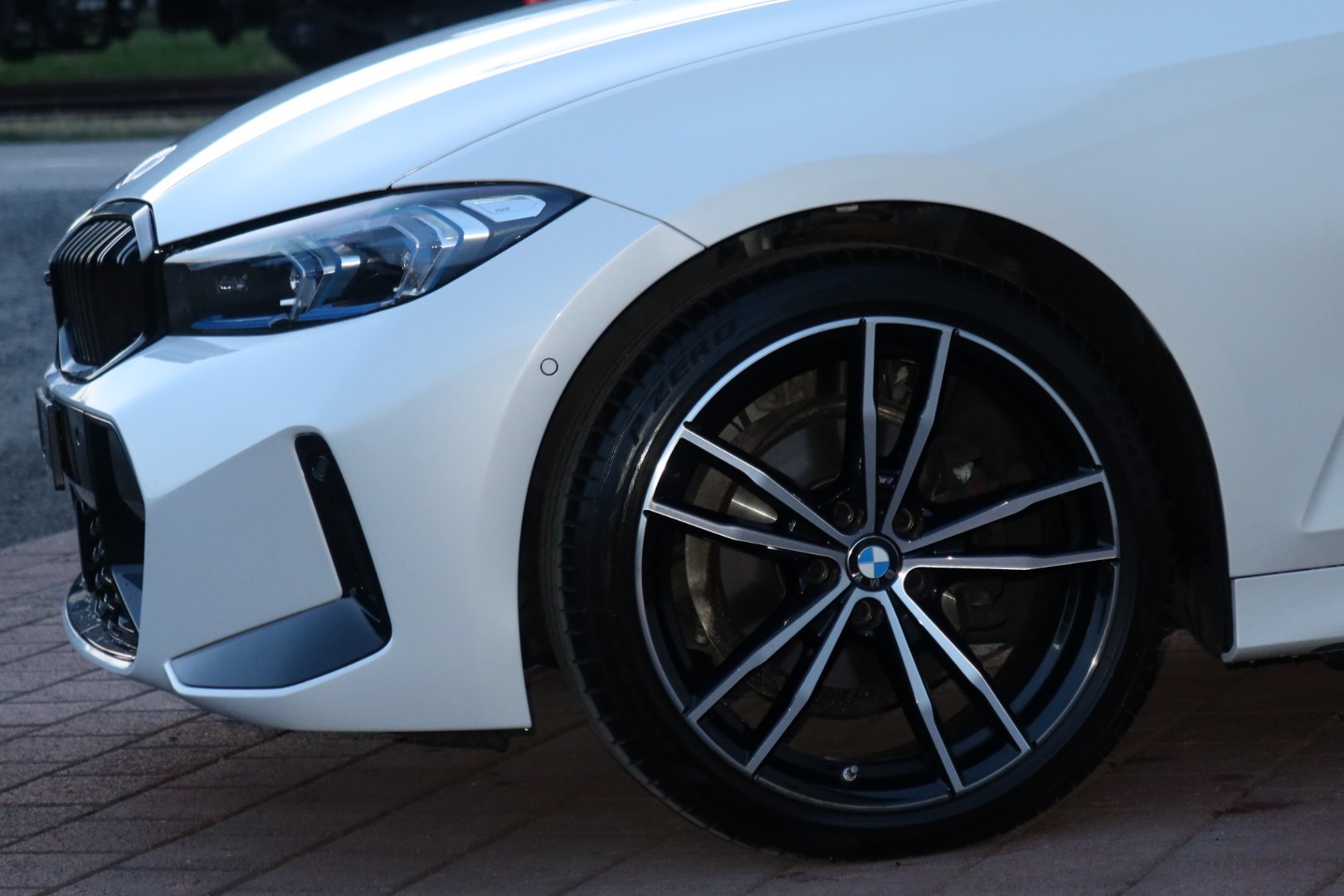 BMW 318i Steptronic M Sport-image-7