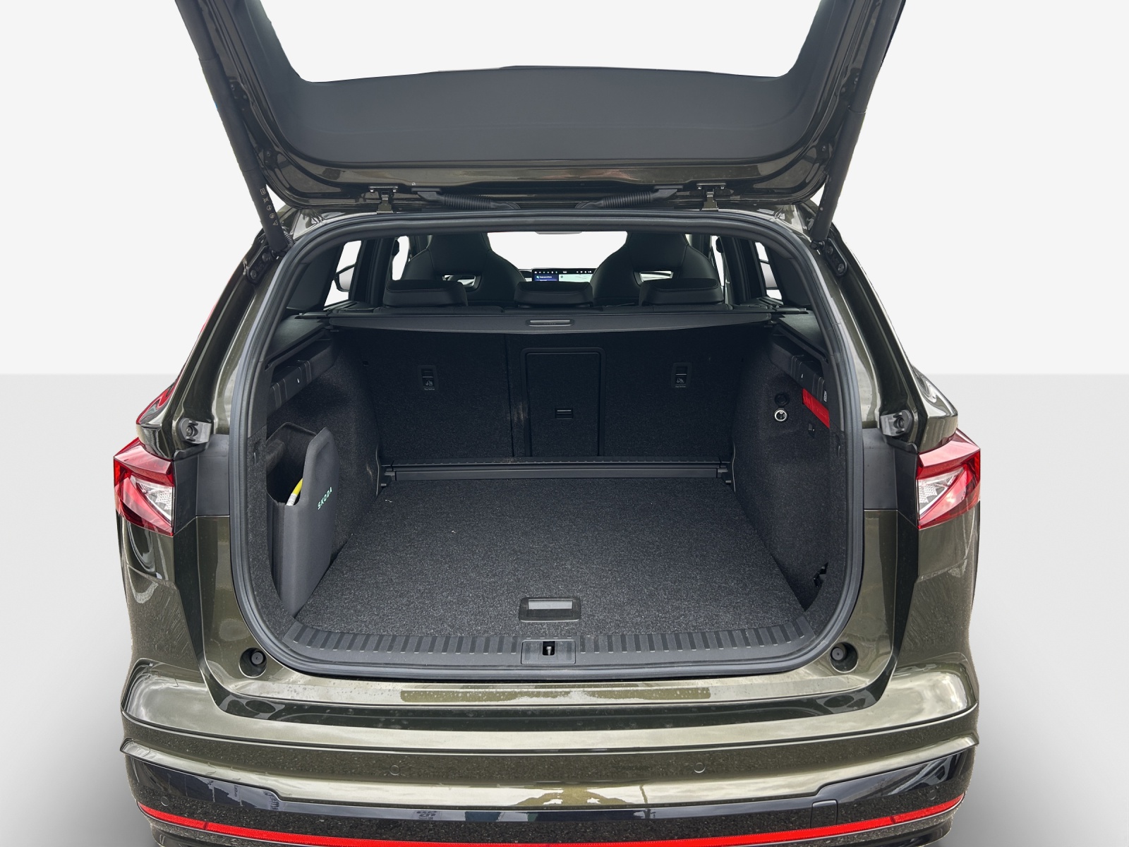 SKODA Enyaq 4x4 RS-image-12