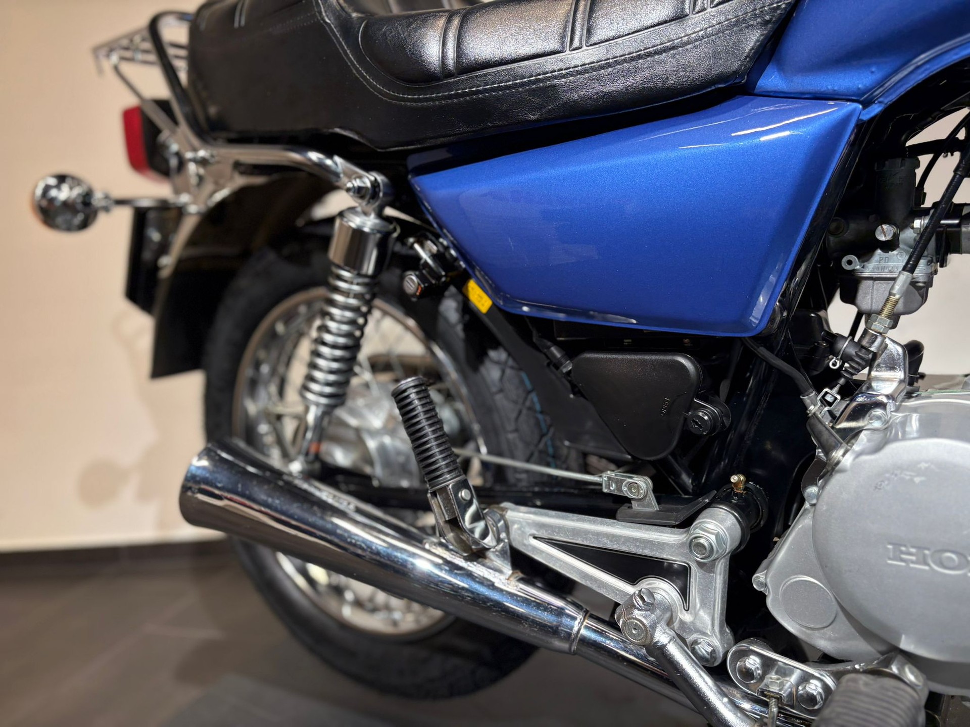 HONDA CM 125 C M-X-image-9