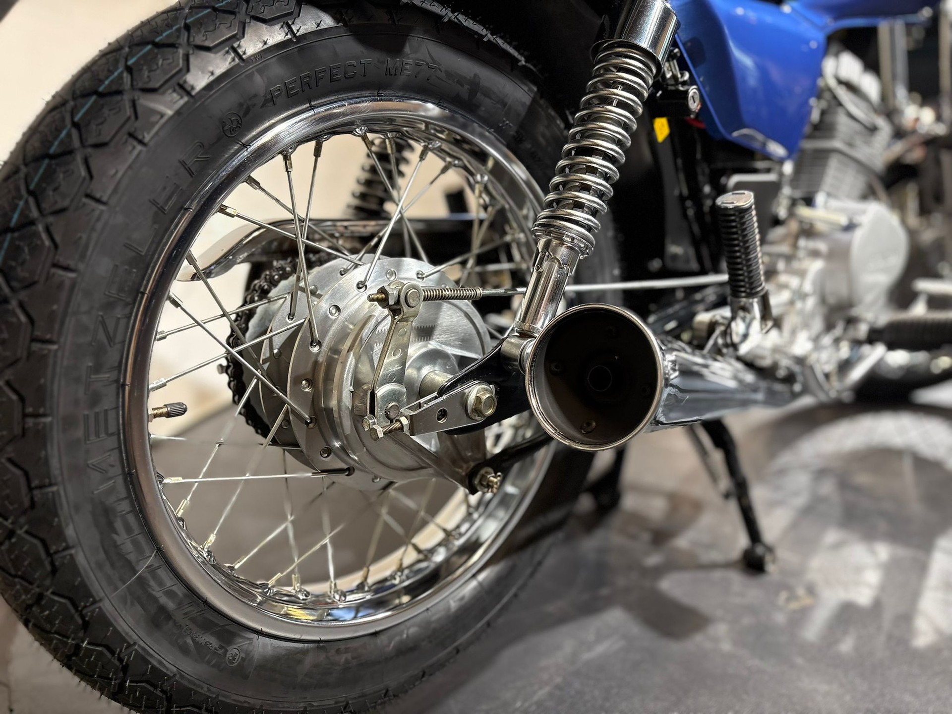 HONDA CM 125 C M-X-image-15