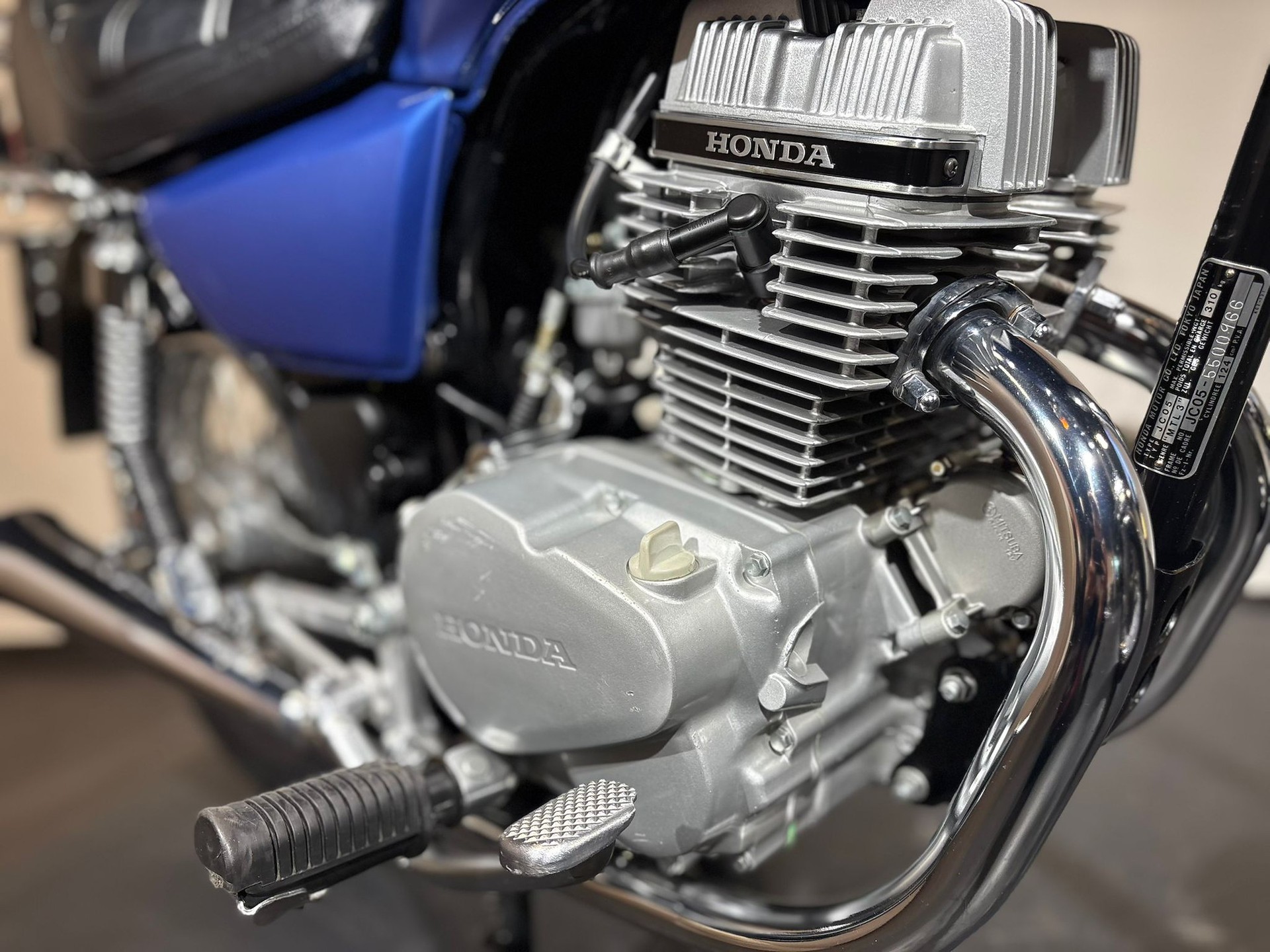 HONDA CM 125 C M-X-image-13