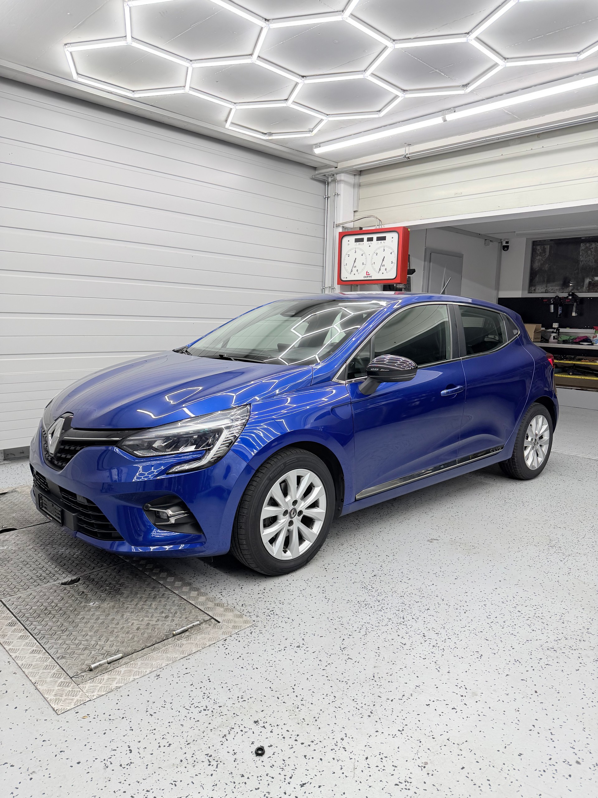 RENAULT Clio 1.3 Initiale EDC-image-1