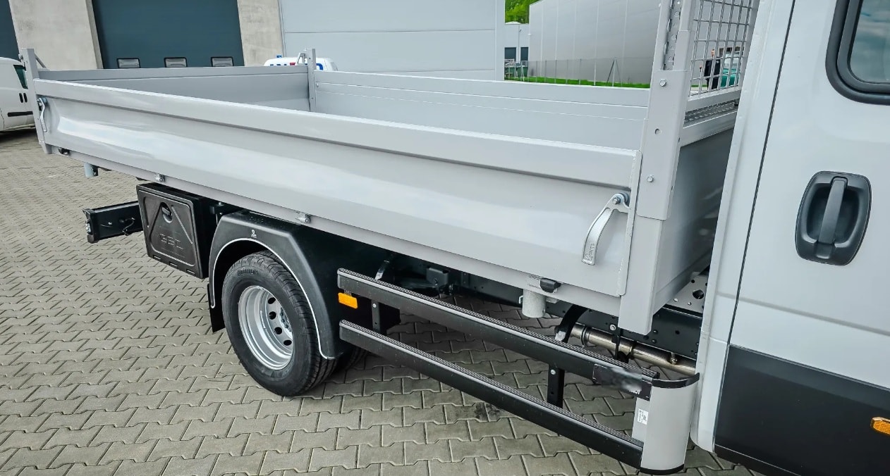 IVECO Daily 70 C 18H D-image-6
