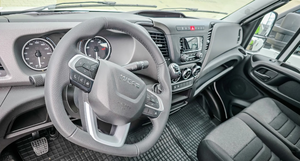 IVECO Daily 70 C 18H D-image-12