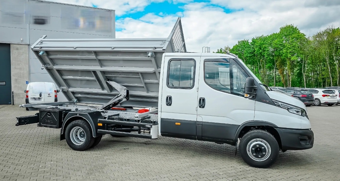 IVECO Daily 70 C 18H D-image-9