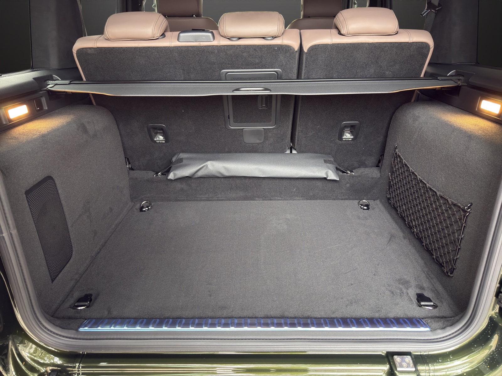 MERCEDES-BENZ G 63 AMG 9G-Tronic-image-18