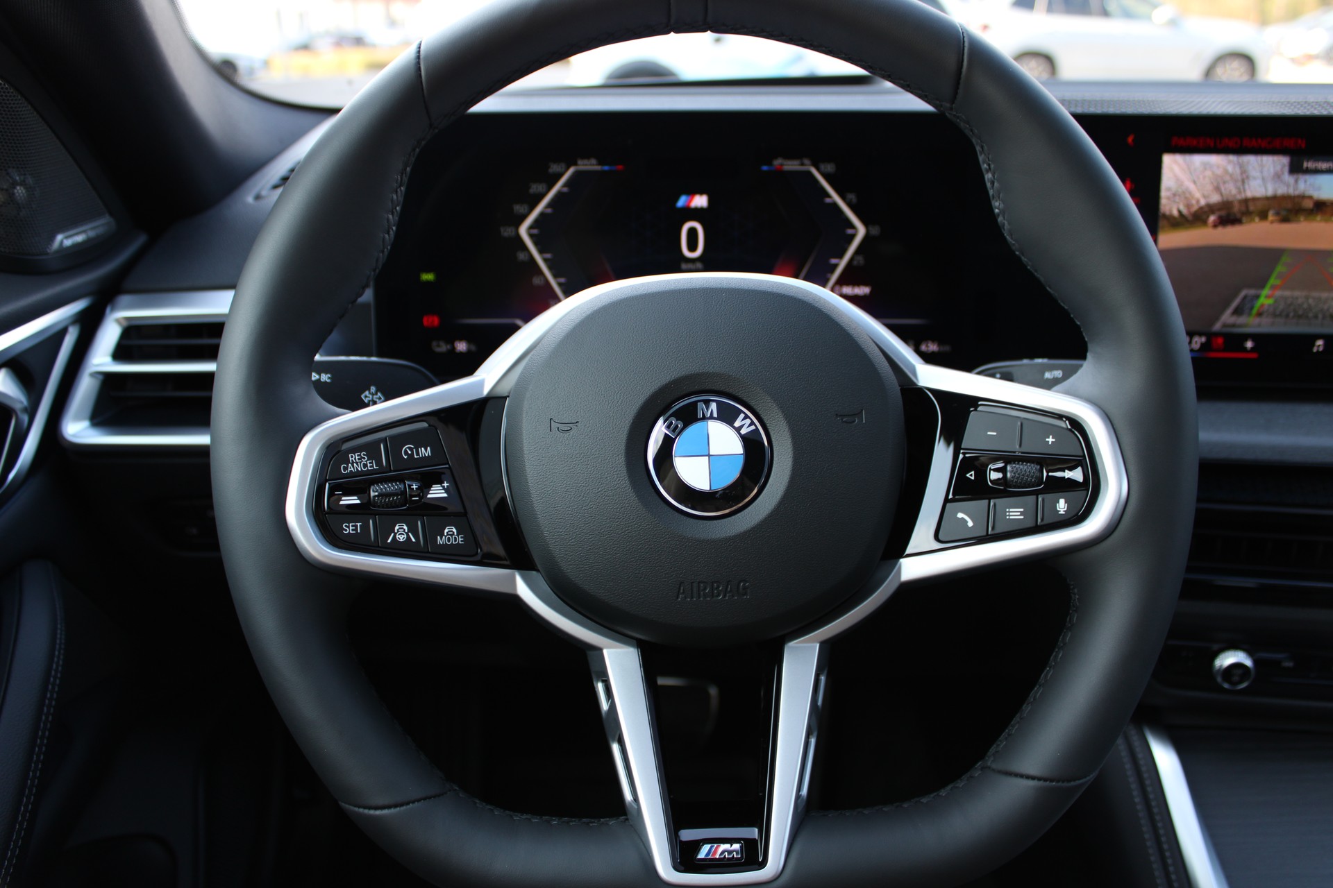 BMW i4 xDrive 40 M Sport Pro-image-6