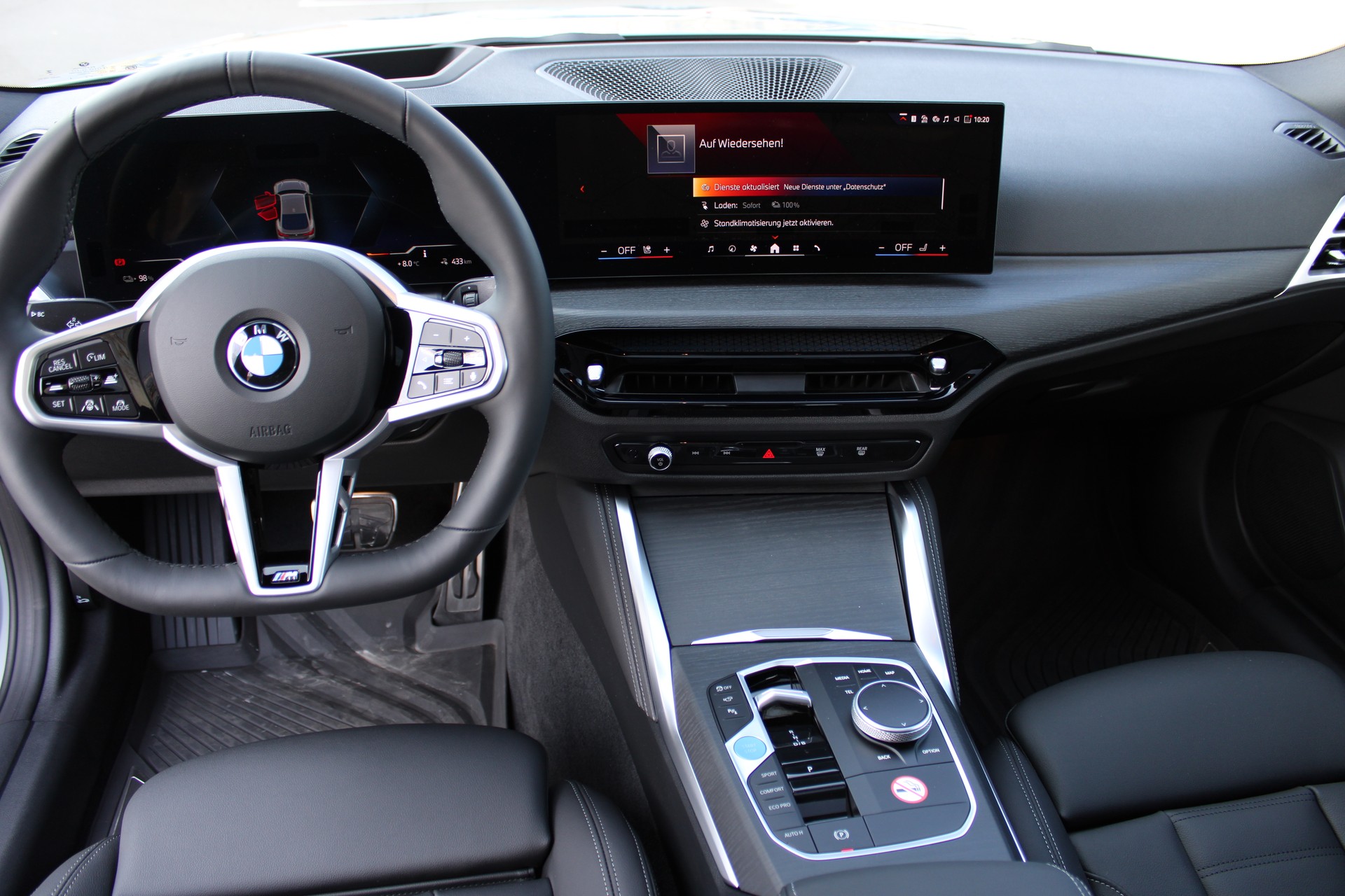 BMW i4 xDrive 40 M Sport Pro-image-5