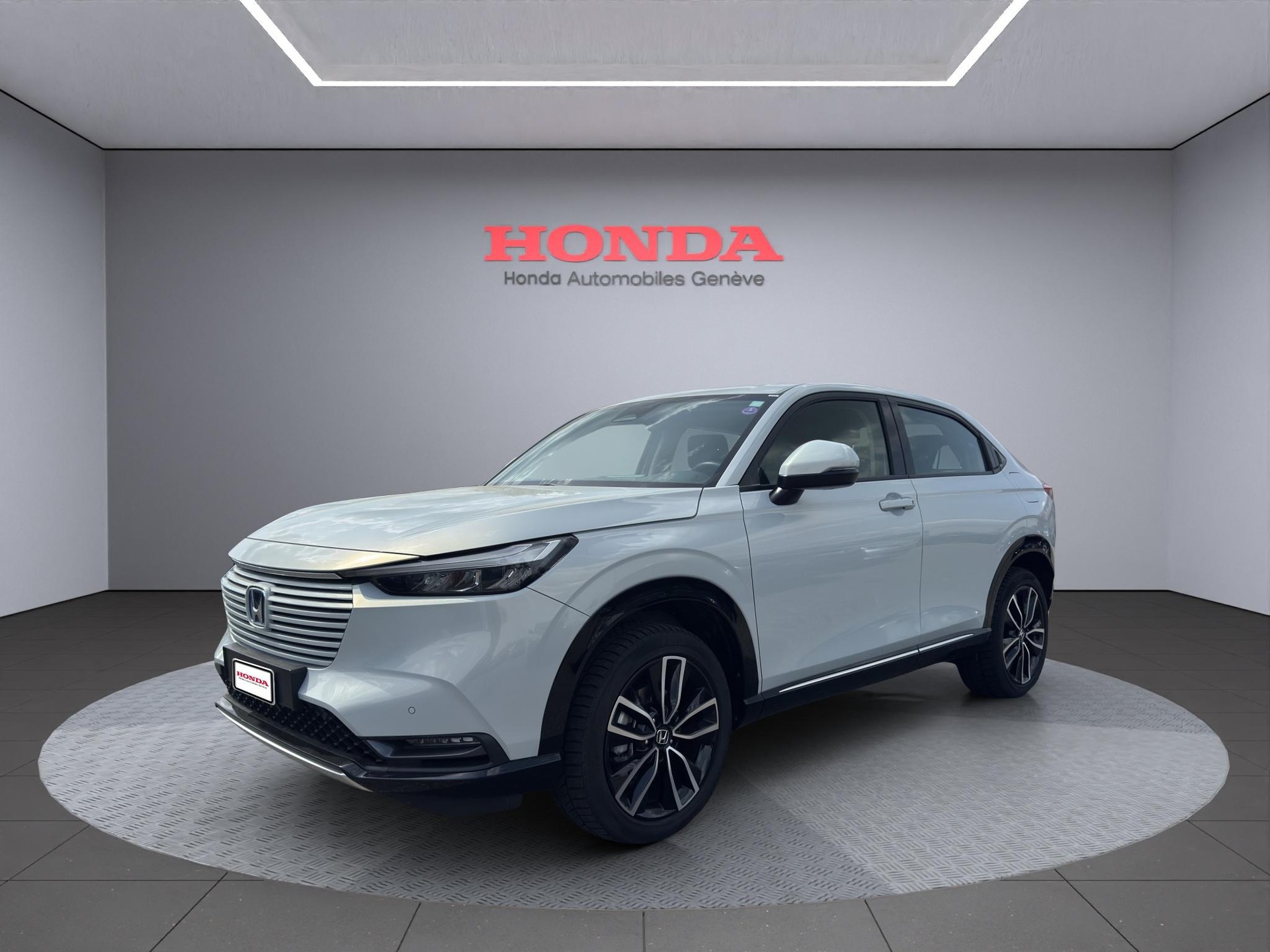 HONDA HR-V 1.5 i-MMD Advance-showroom-element-3