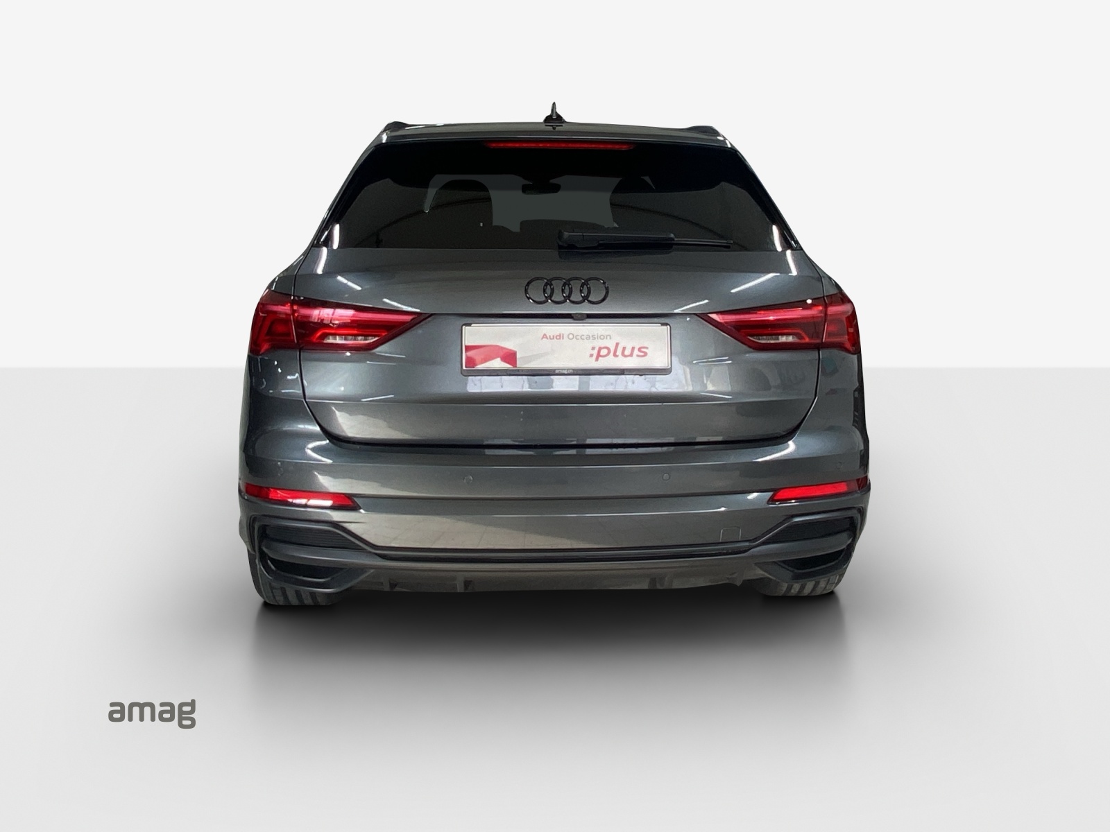 AUDI Q3 35 TFSI S line Attraction S-tronic-image-3
