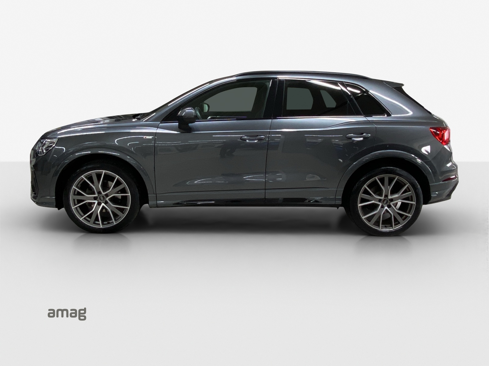 AUDI Q3 35 TFSI S line Attraction S-tronic-image-1