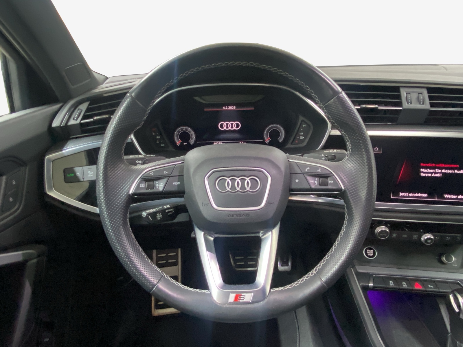 AUDI Q3 35 TFSI S line Attraction S-tronic-image-9