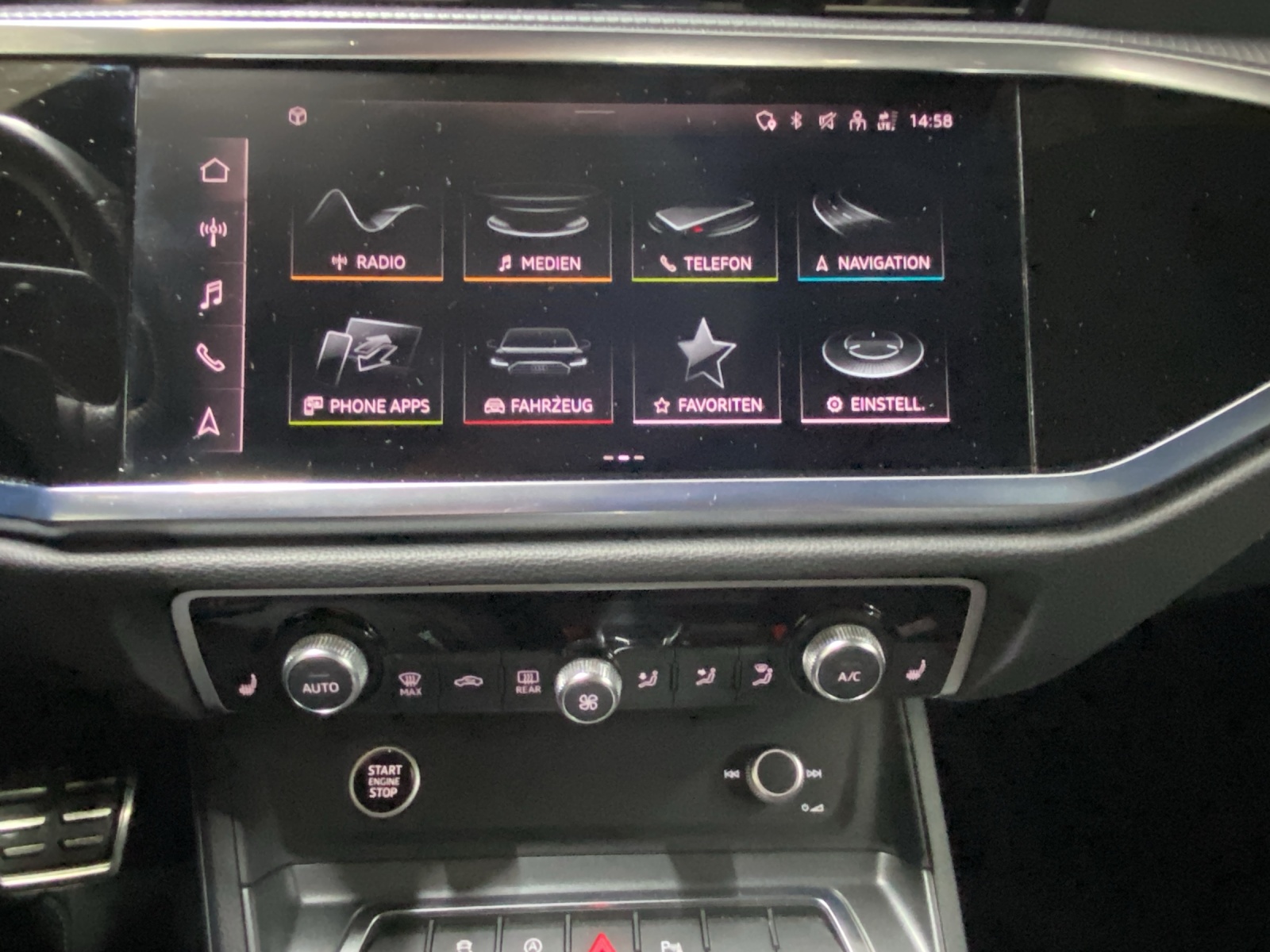 AUDI Q3 35 TFSI S line Attraction S-tronic-image-14