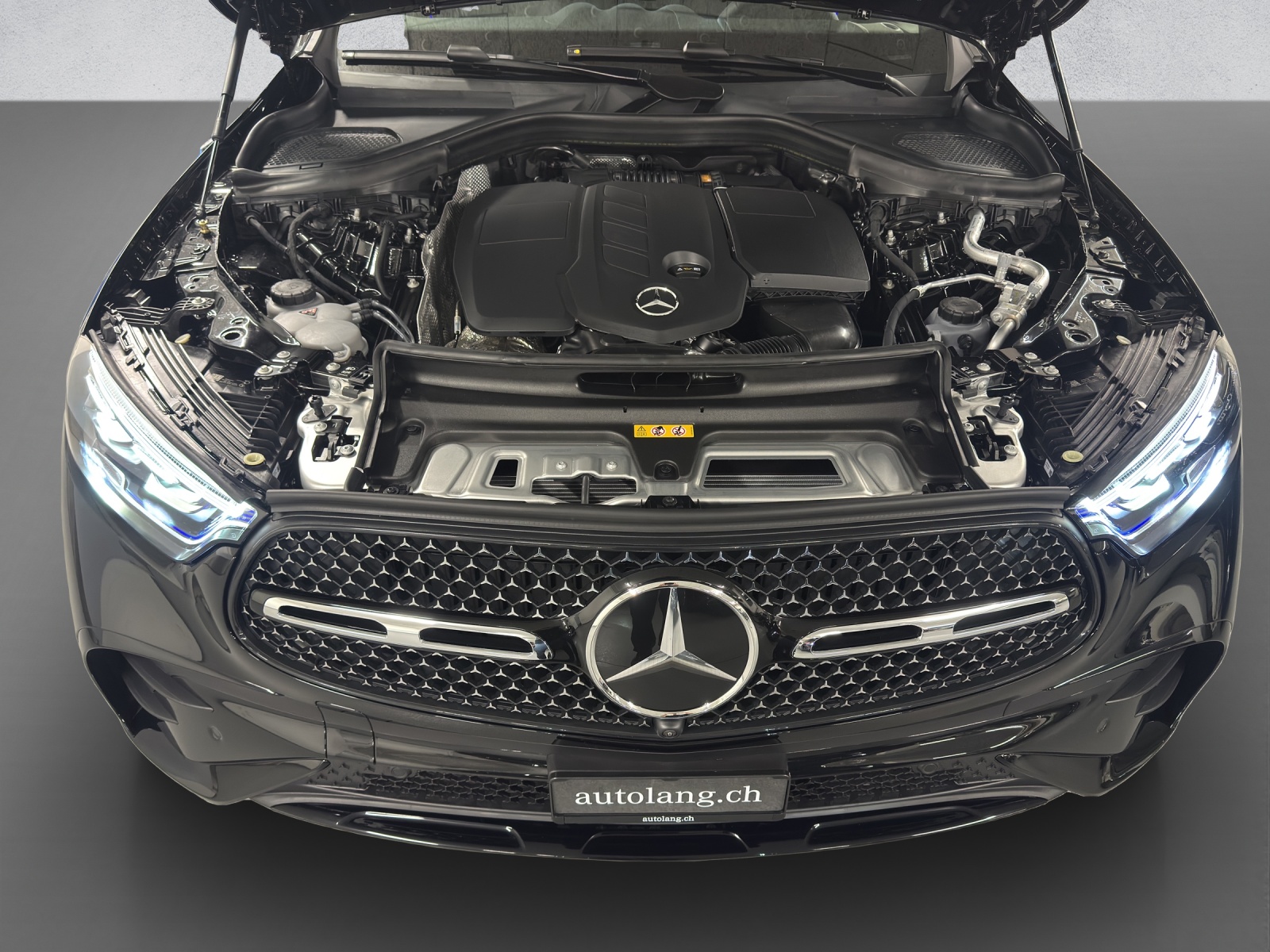 MERCEDES-BENZ GLC 220 d AMG Line 4Matic-image-9