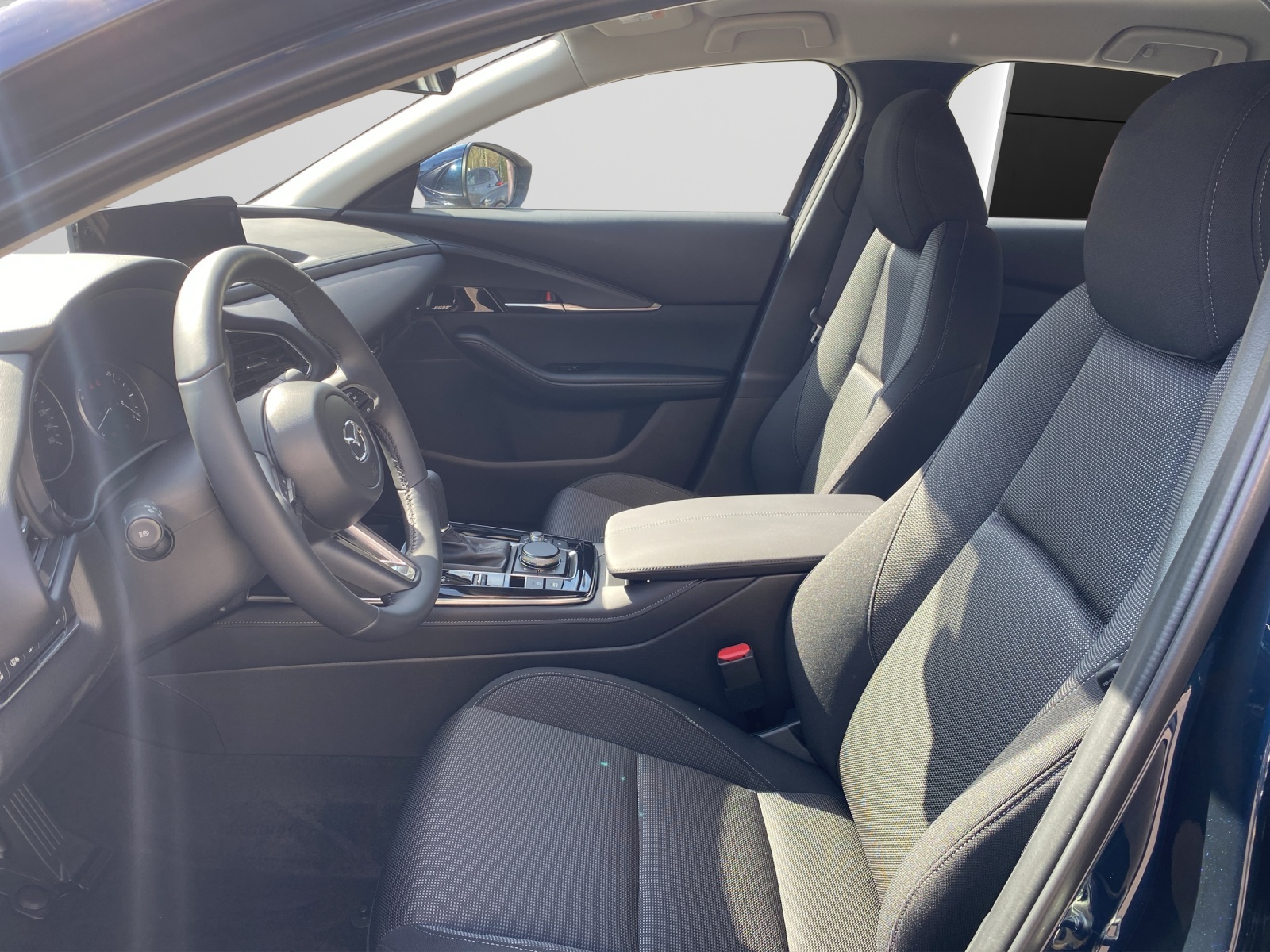 MAZDA CX-30 SKYACTIV-G 140 M Hybrid Centre Line FWD AT-image-10