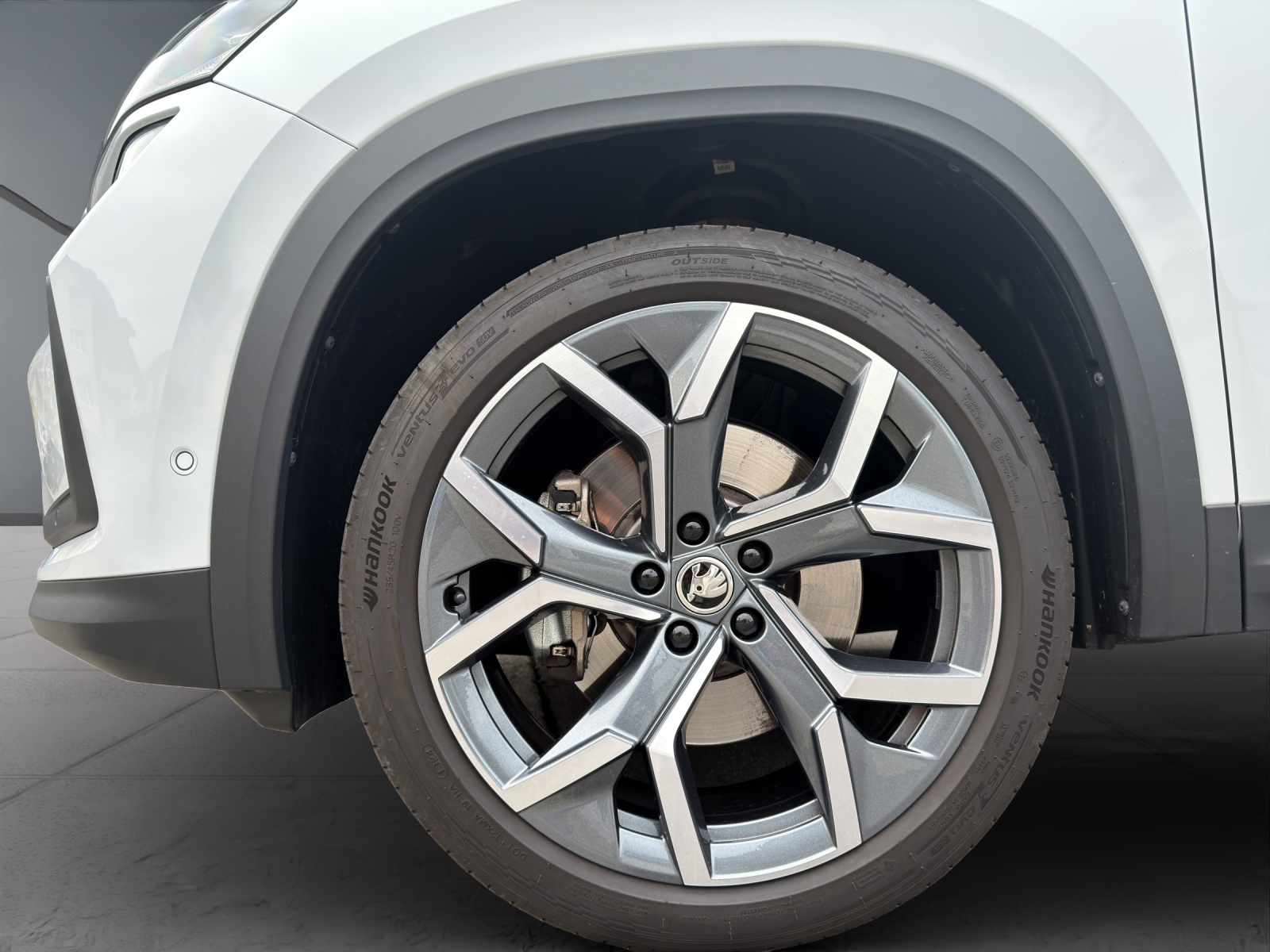 SKODA Kodiaq 2.0 TDI Selection-image-8