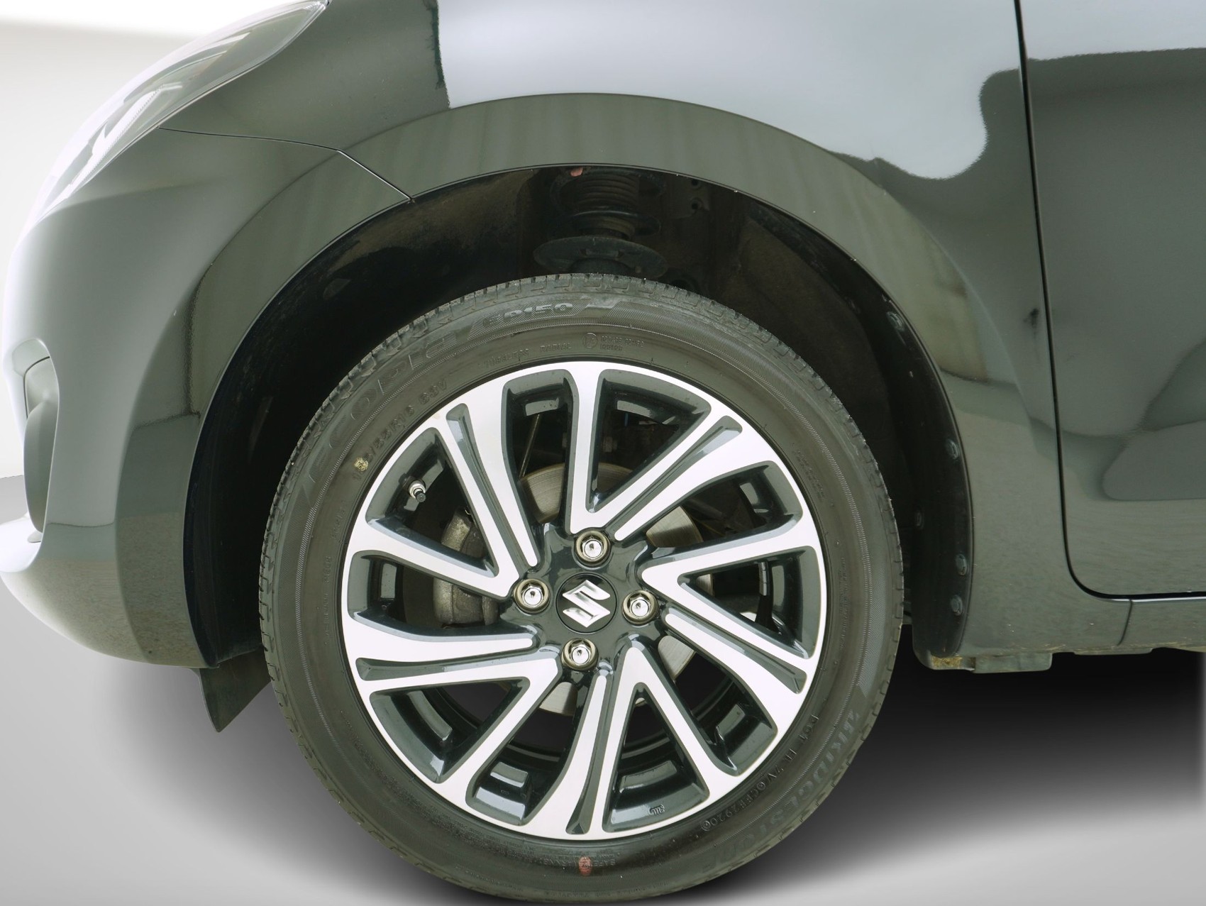 SUZUKI Swift 1.2 Piz Sulai Top Hybrid 4x4-image-6