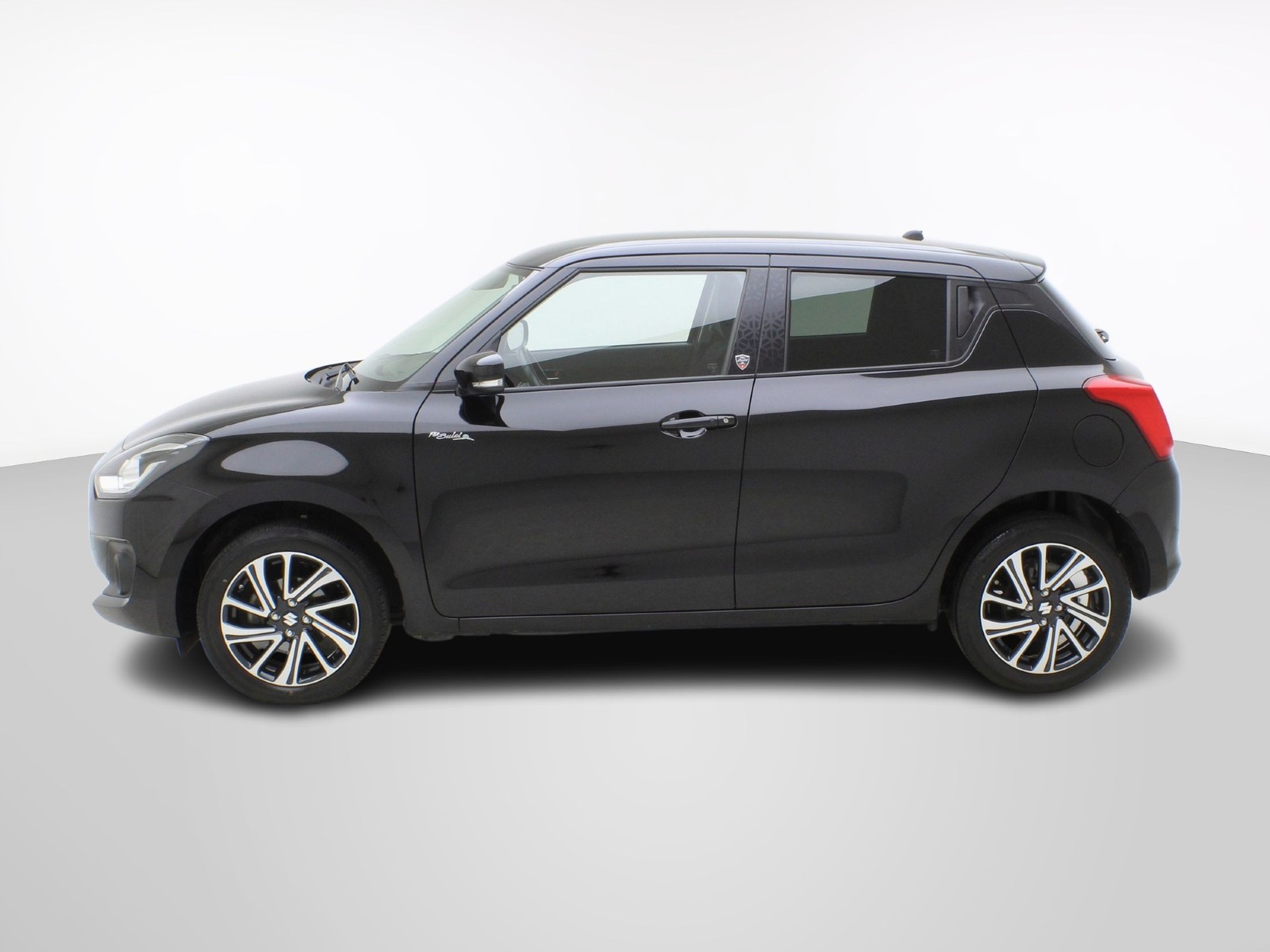 SUZUKI Swift 1.2 Piz Sulai Top Hybrid 4x4-image-2