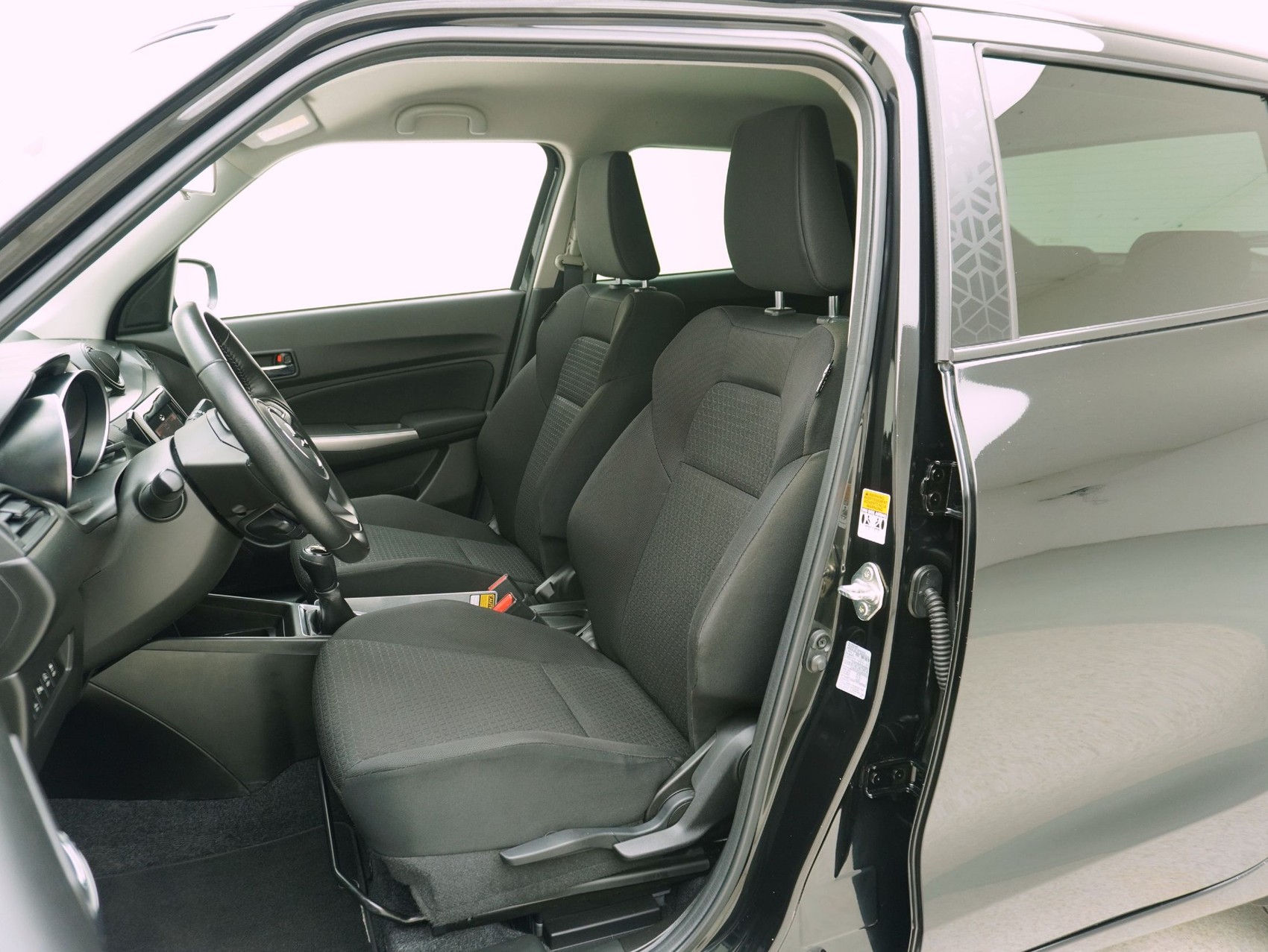 SUZUKI Swift 1.2 Piz Sulai Top Hybrid 4x4-image-8