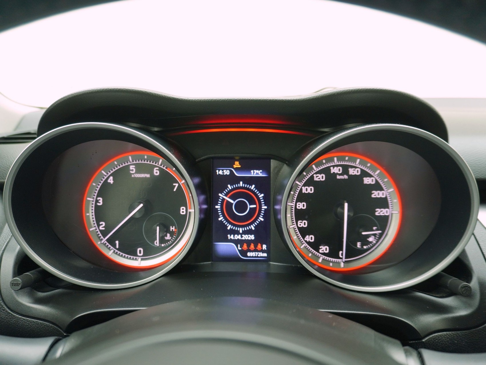 SUZUKI Swift 1.2 Piz Sulai Top Hybrid 4x4-image-15
