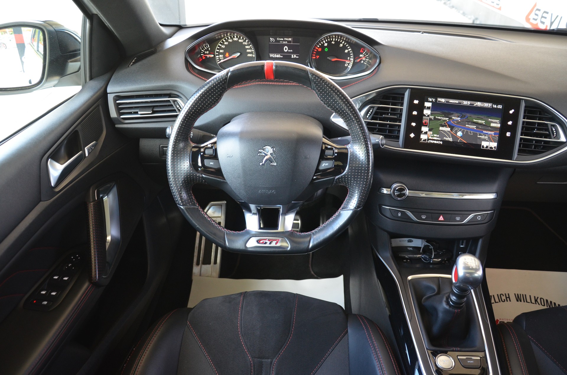 PEUGEOT 308 1.6 GTi*Ab MFK 16.02.2026, 1 Jahr oder 20000km Garantie auf Motor und Getriebe*-image-11